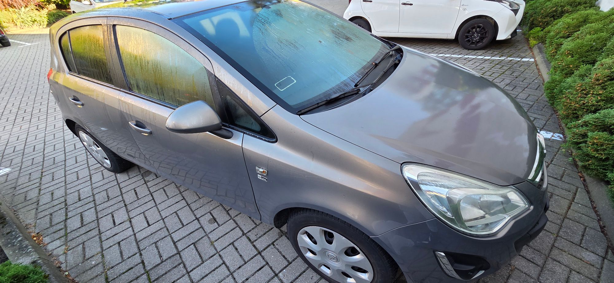 Opel Corsa 2012 - zdjęcie 1
