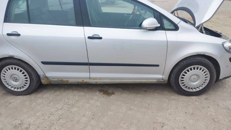 Volkswagen Golf - zdjęcie 2