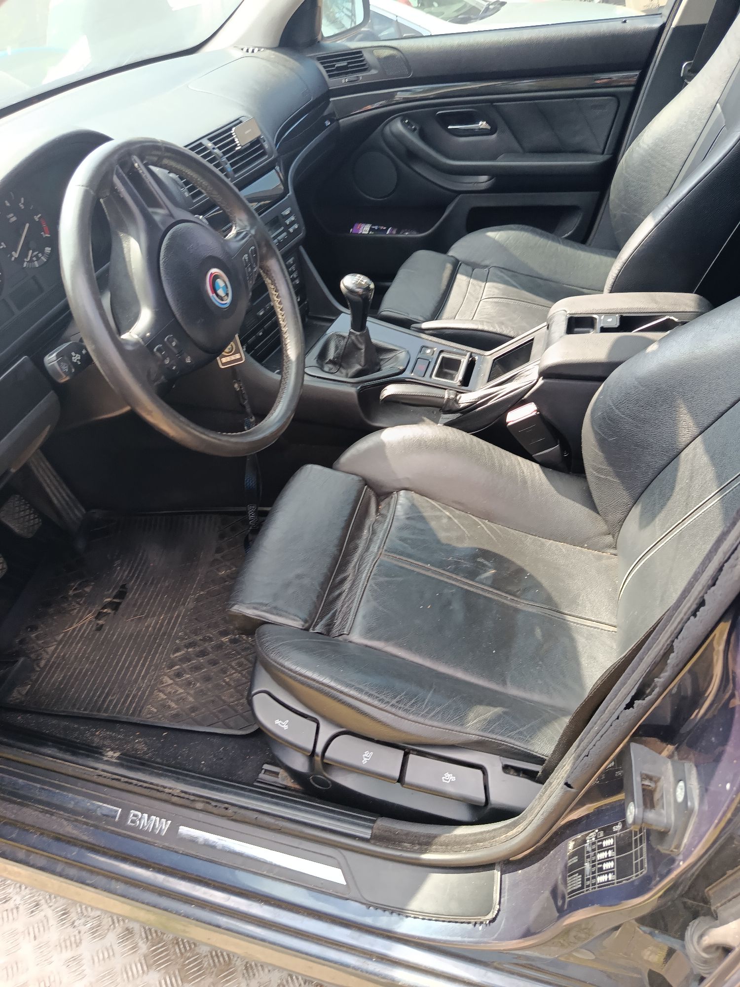 BMW 525 - zdjęcie główne