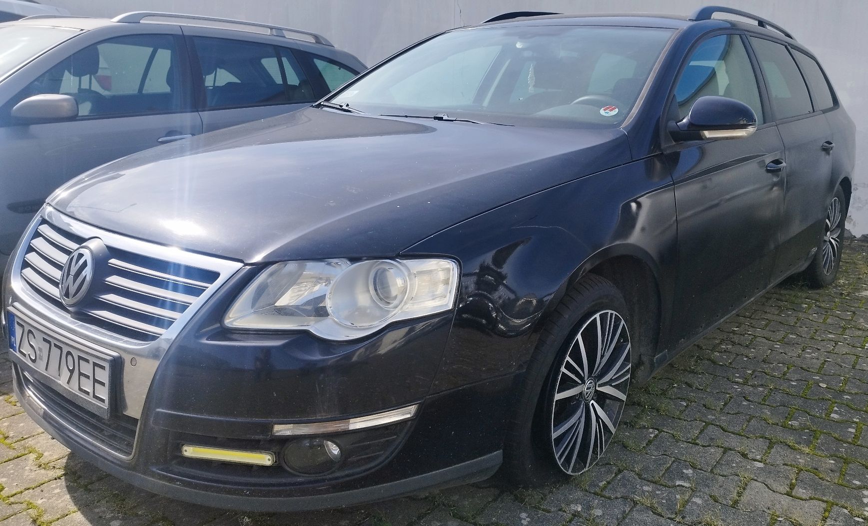 Volkswagen Passat Kombi - zdjęcie 2