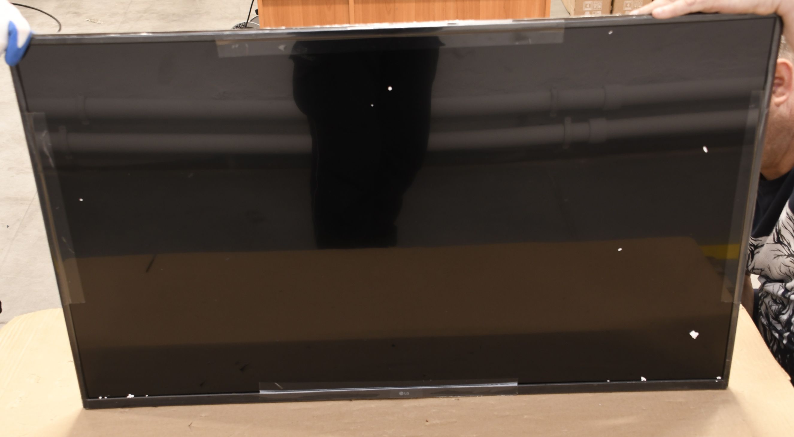 Zdjęcie ekranu telewizora LG, 43UQ70006LB
