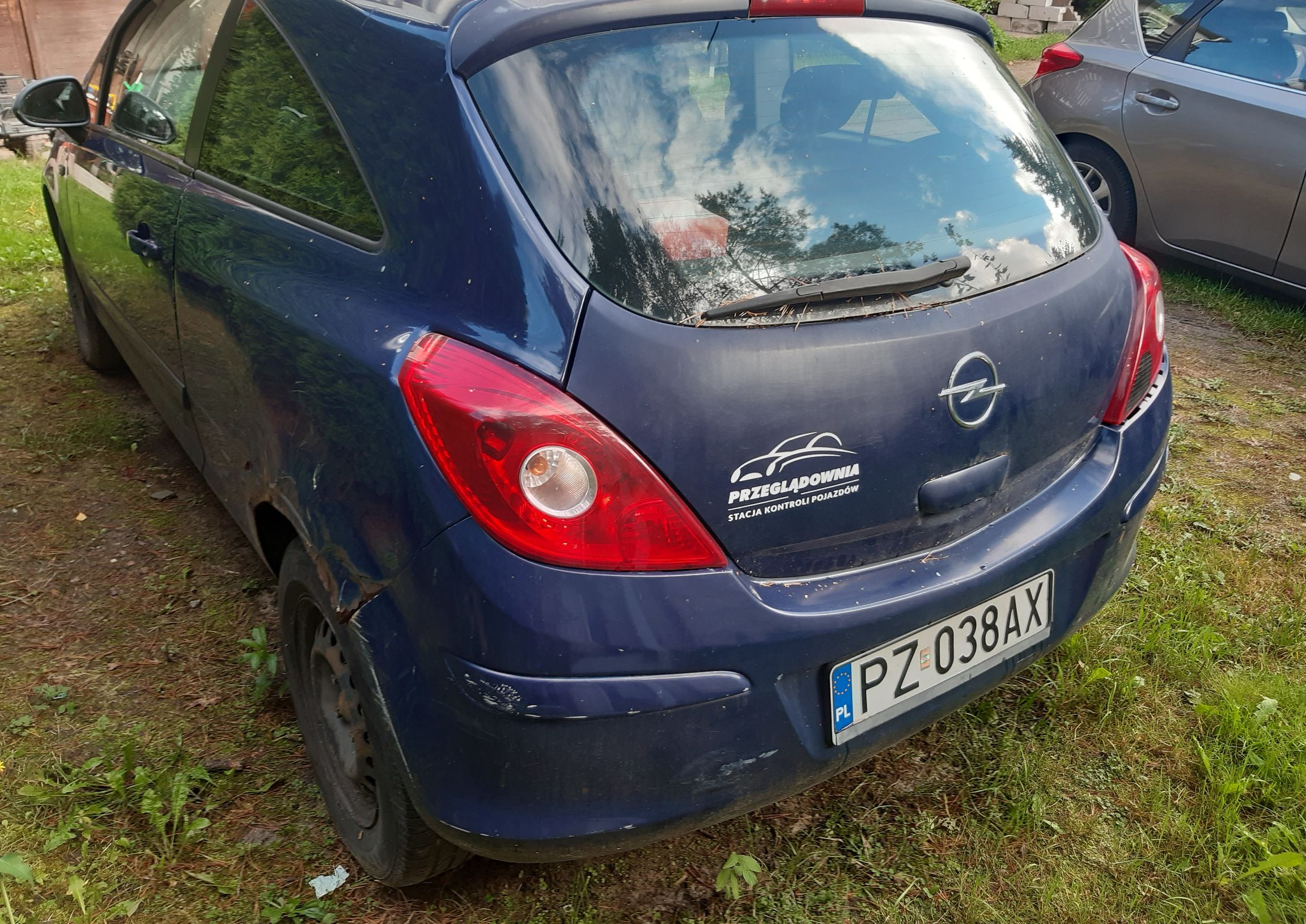 Zdjęcie tyłu pojazdu