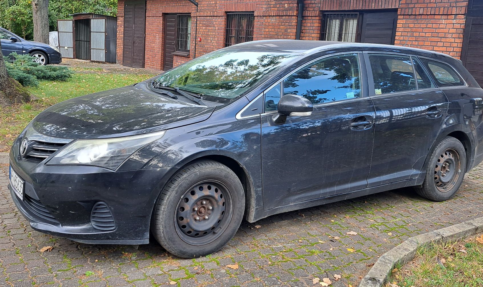 Toyota Avensis - zdjęcie 1