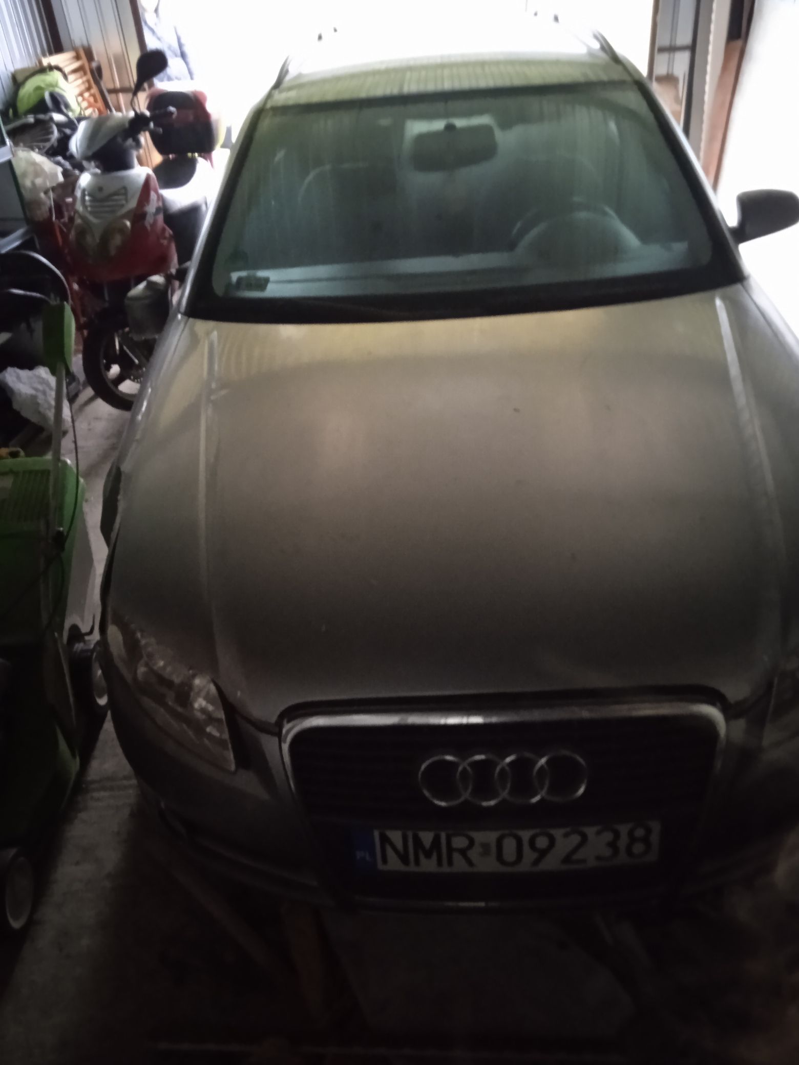 Audi A4 - zdjęcie 1