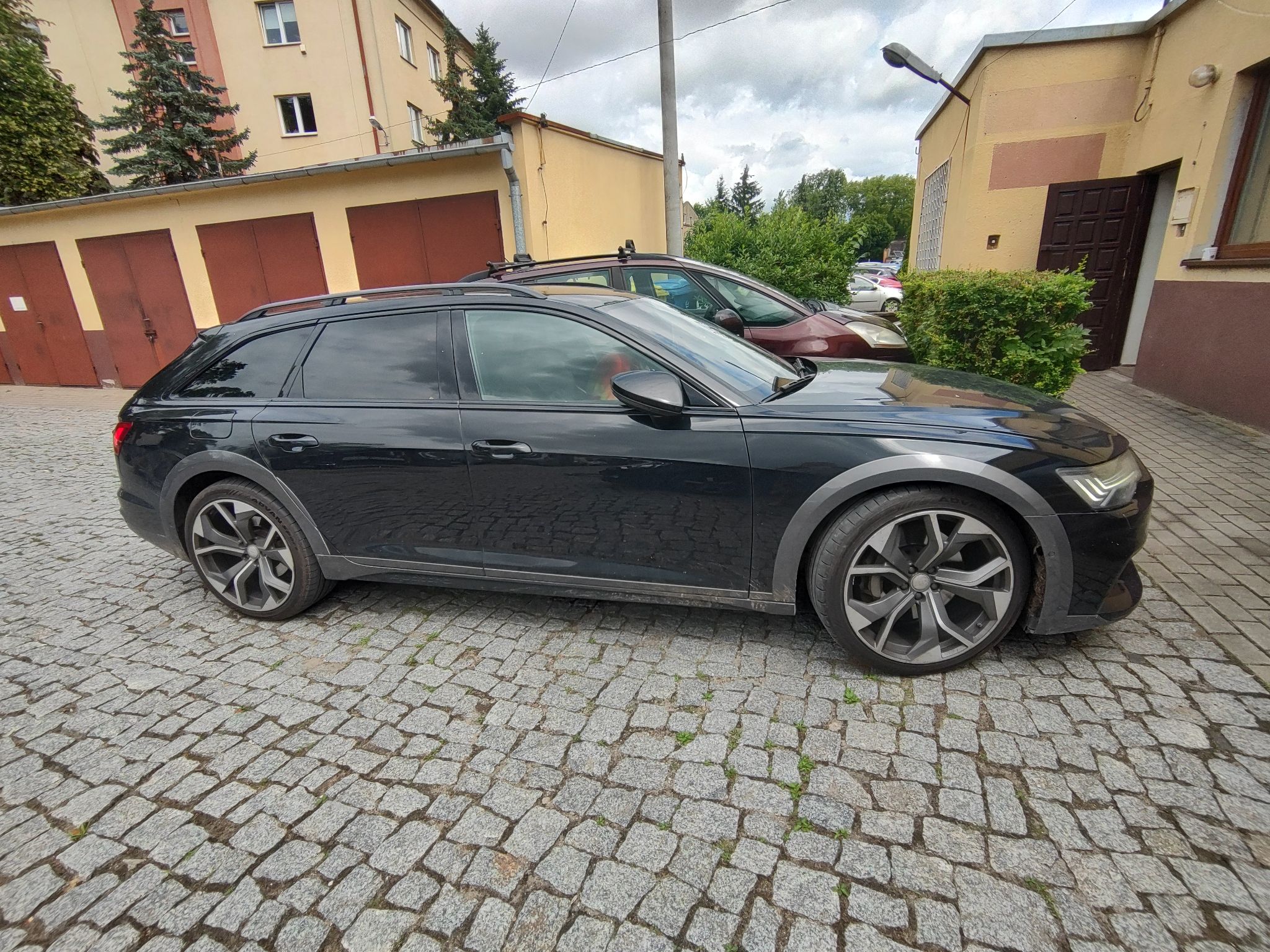 Audi A6 Allroad - widok 2