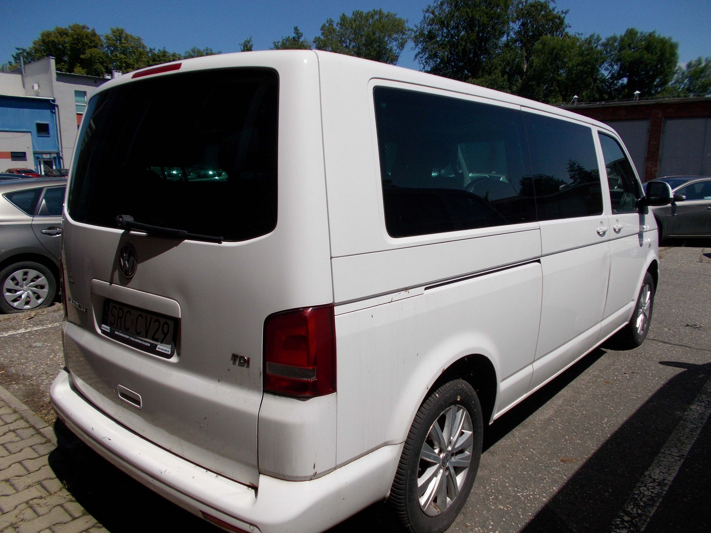 Volkswagen Caravelle - zdjęcie 2