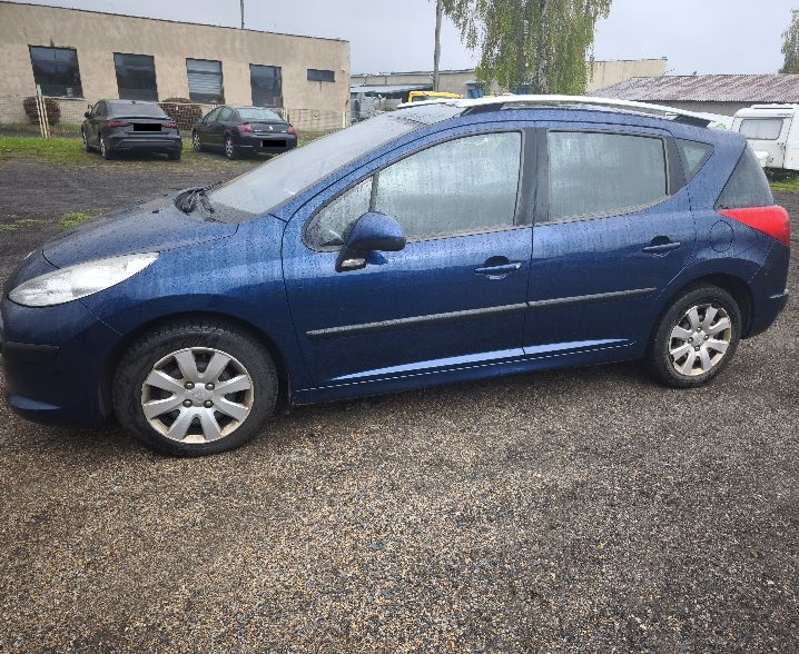 Peugeot 207 - zdjęcie 2