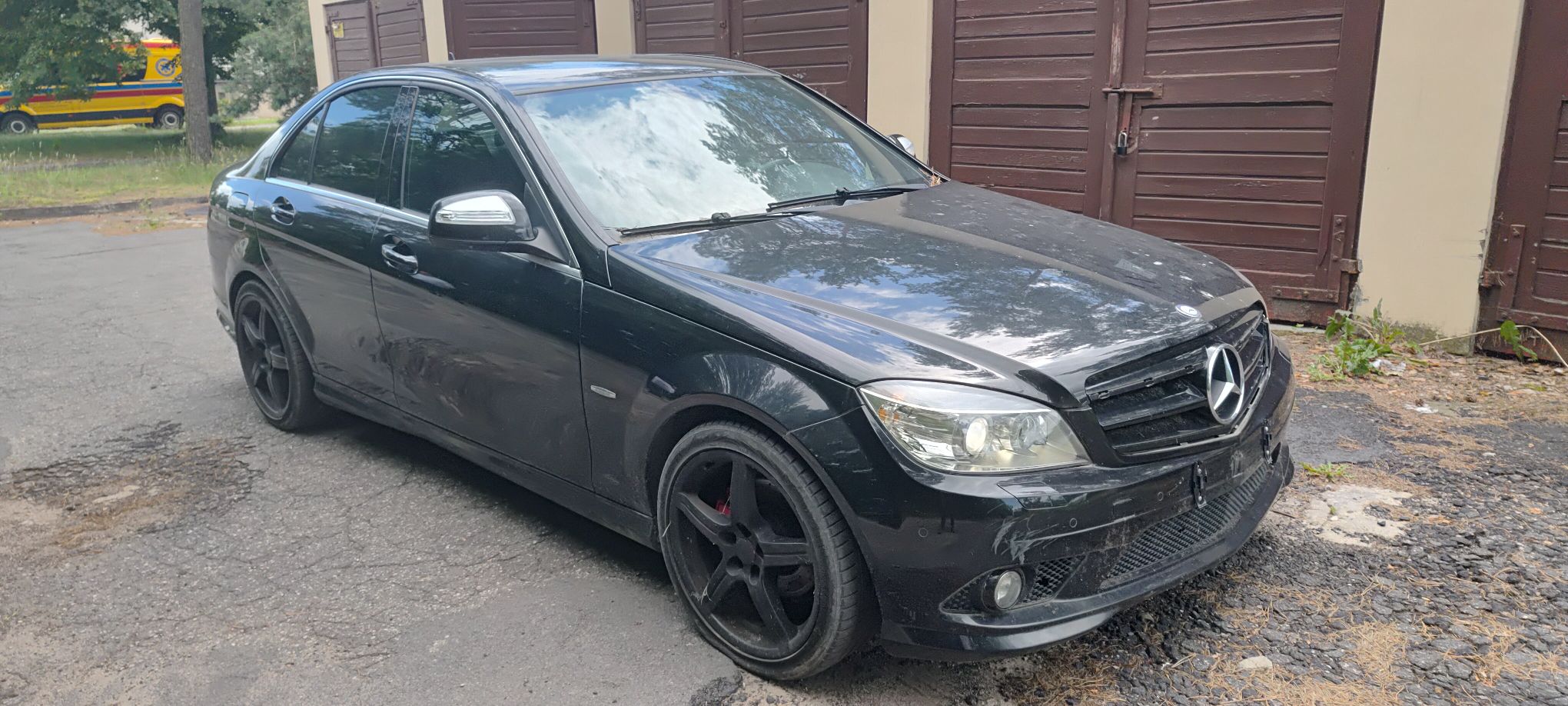 Mercedes Benz C200 Kompresor, zdjęcie prawej strony