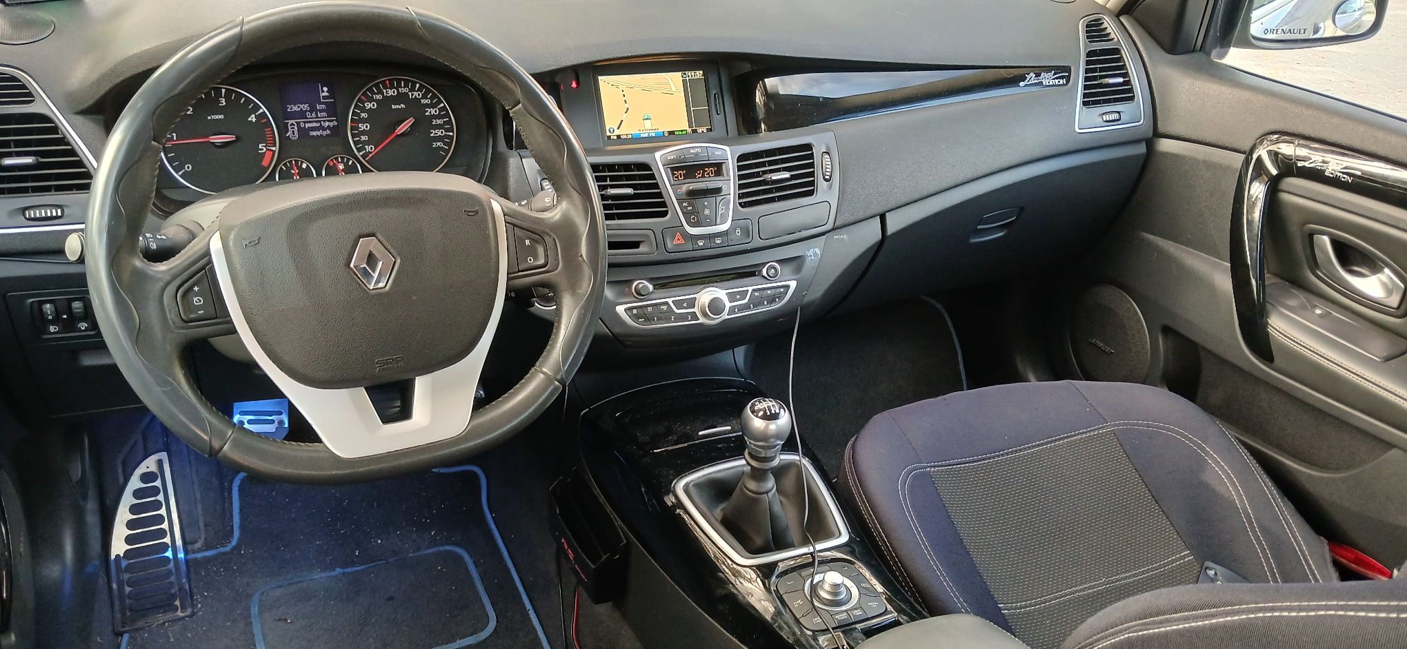 Renault Laguna - zdjęcie 7