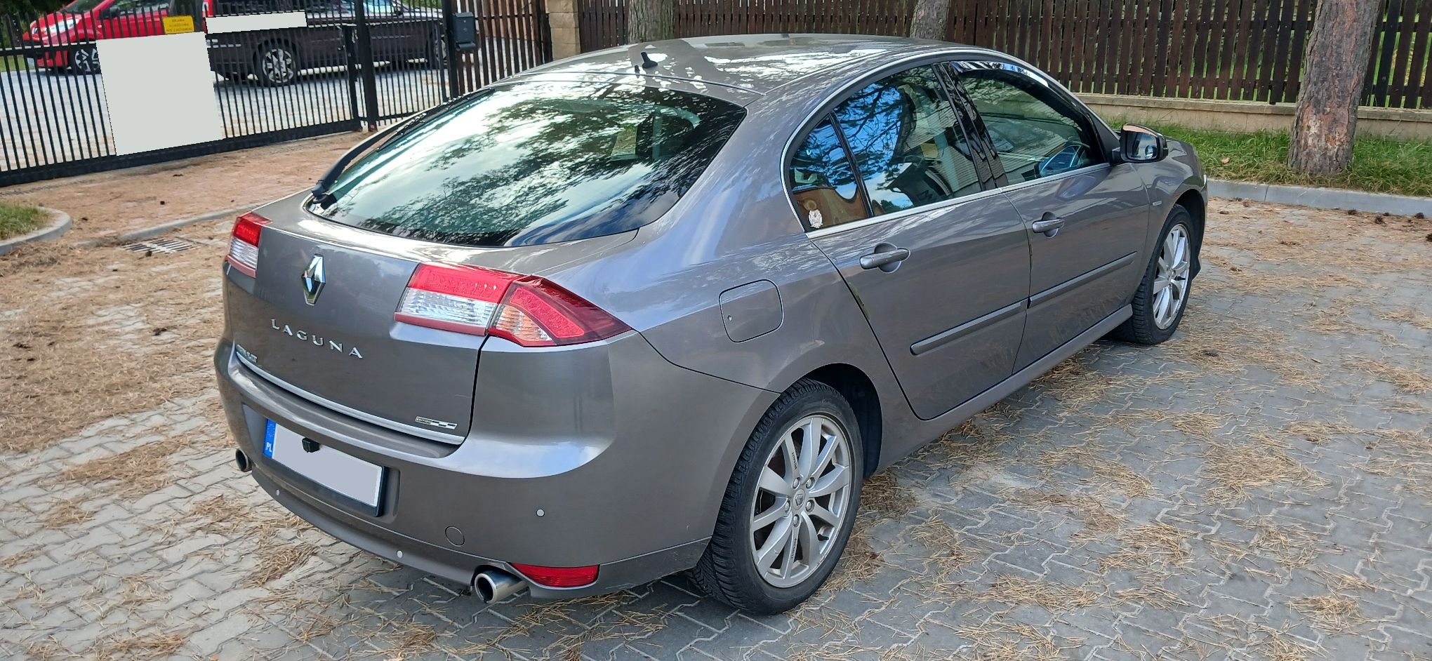 Renault Laguna - zdjęcie 2
