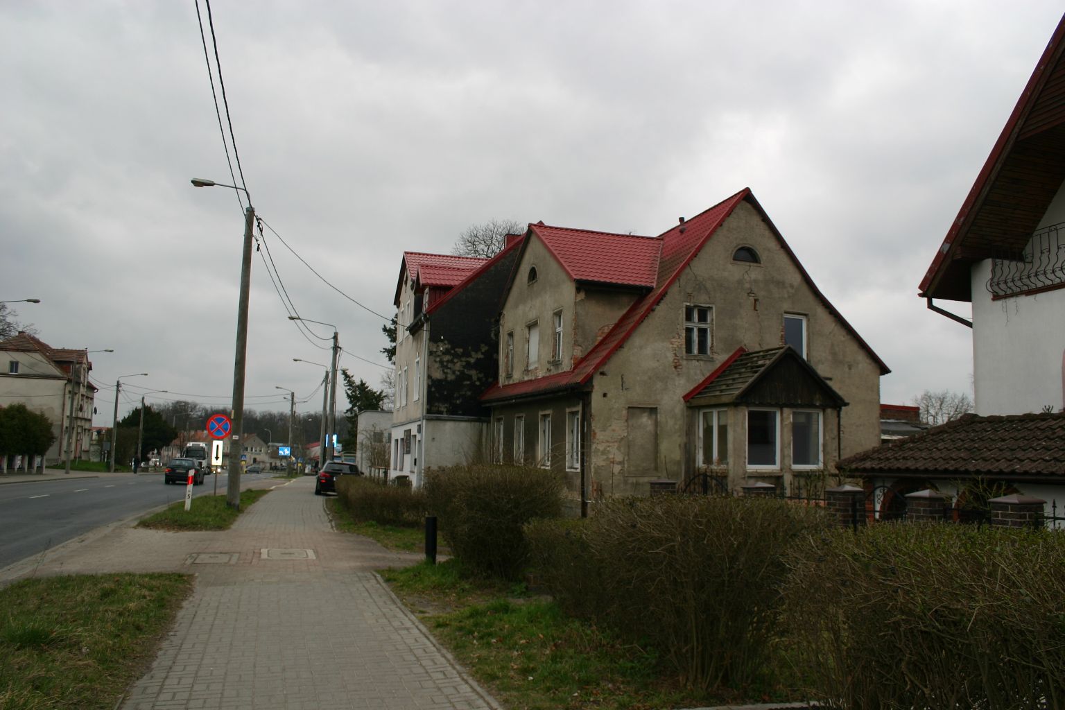 BUDYNEK MIESZKALNY NR 15 OD STRONY ULICY SŁUBICKIEJ
