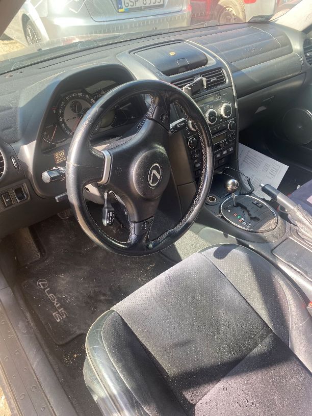 Lexus IS 300 2004 - zdjęcie 5