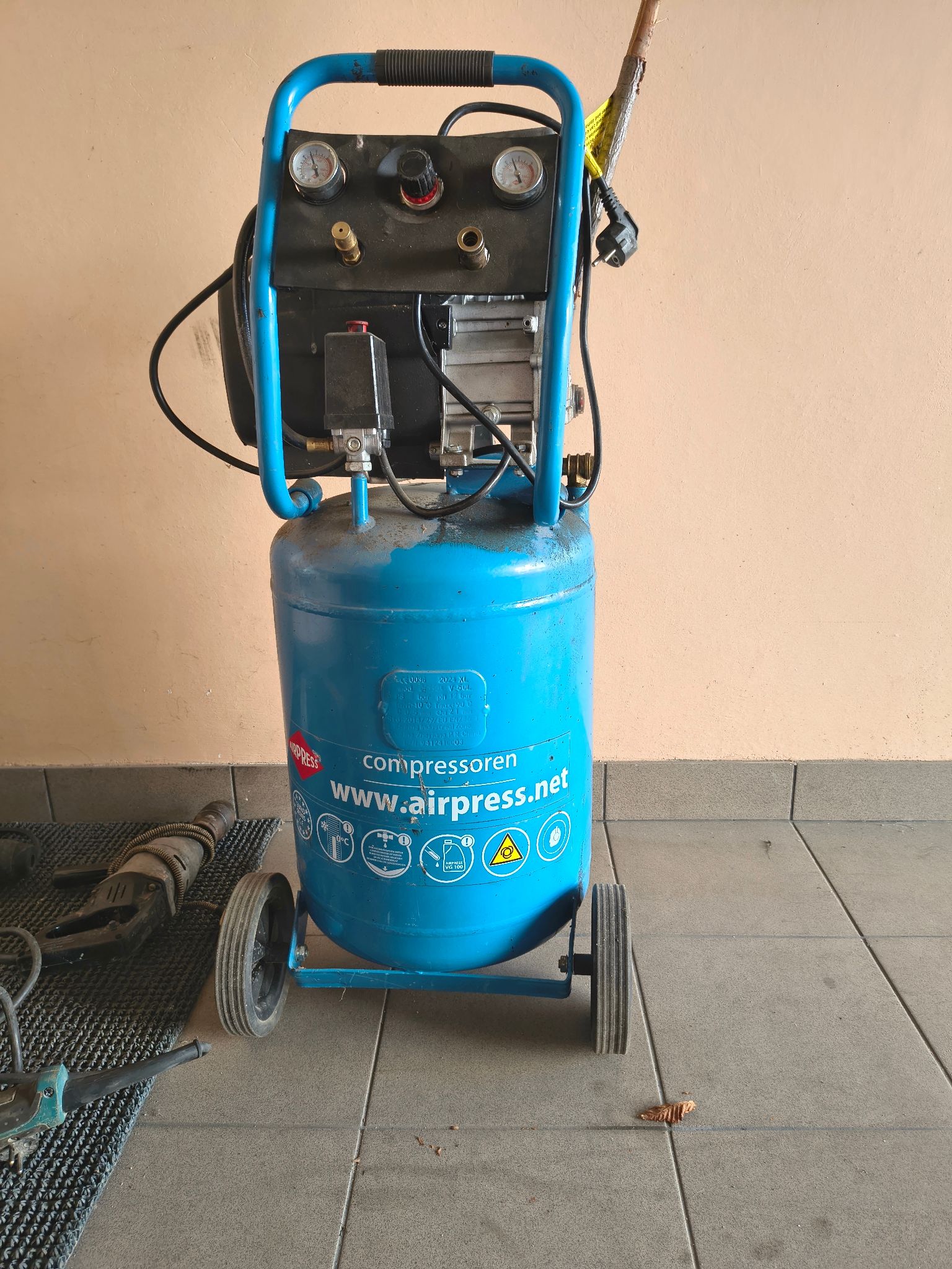 Kompresor Airpress 2024 - zdjęcie 1