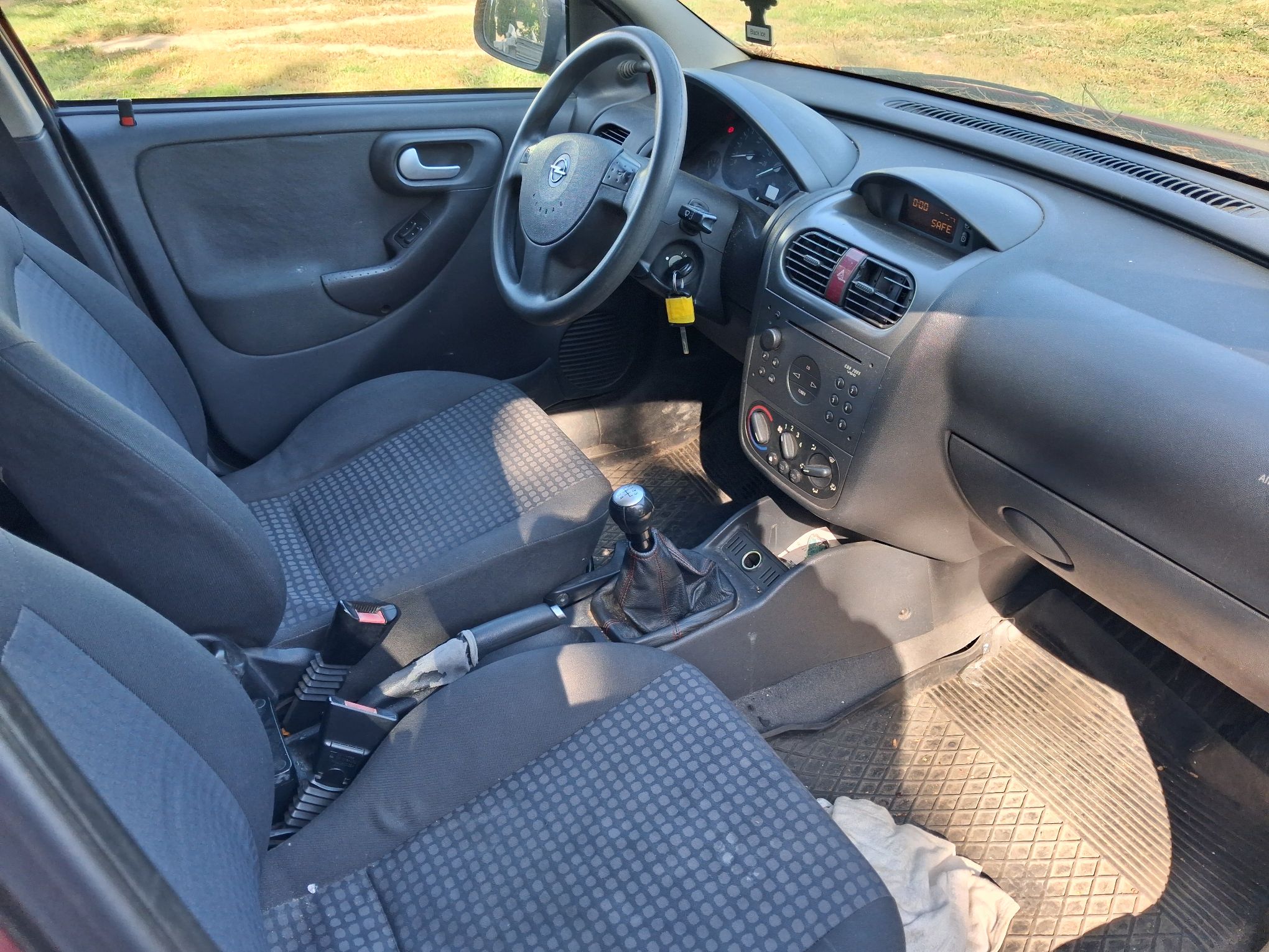 Opel Corsa - zdjęcie 9