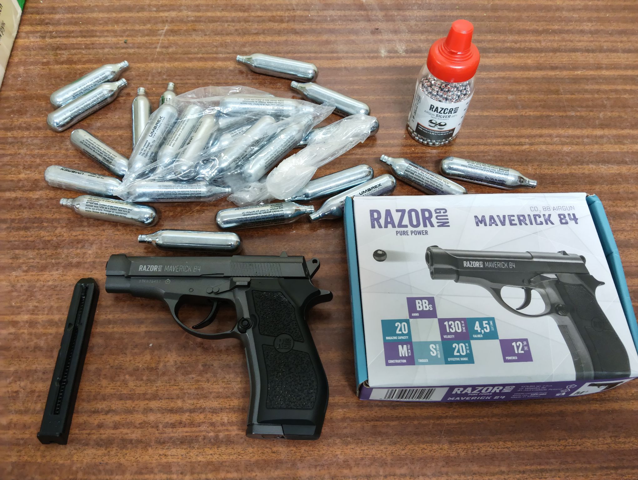 Pistolet wiatrówka RazorGun - zdjęcie 1