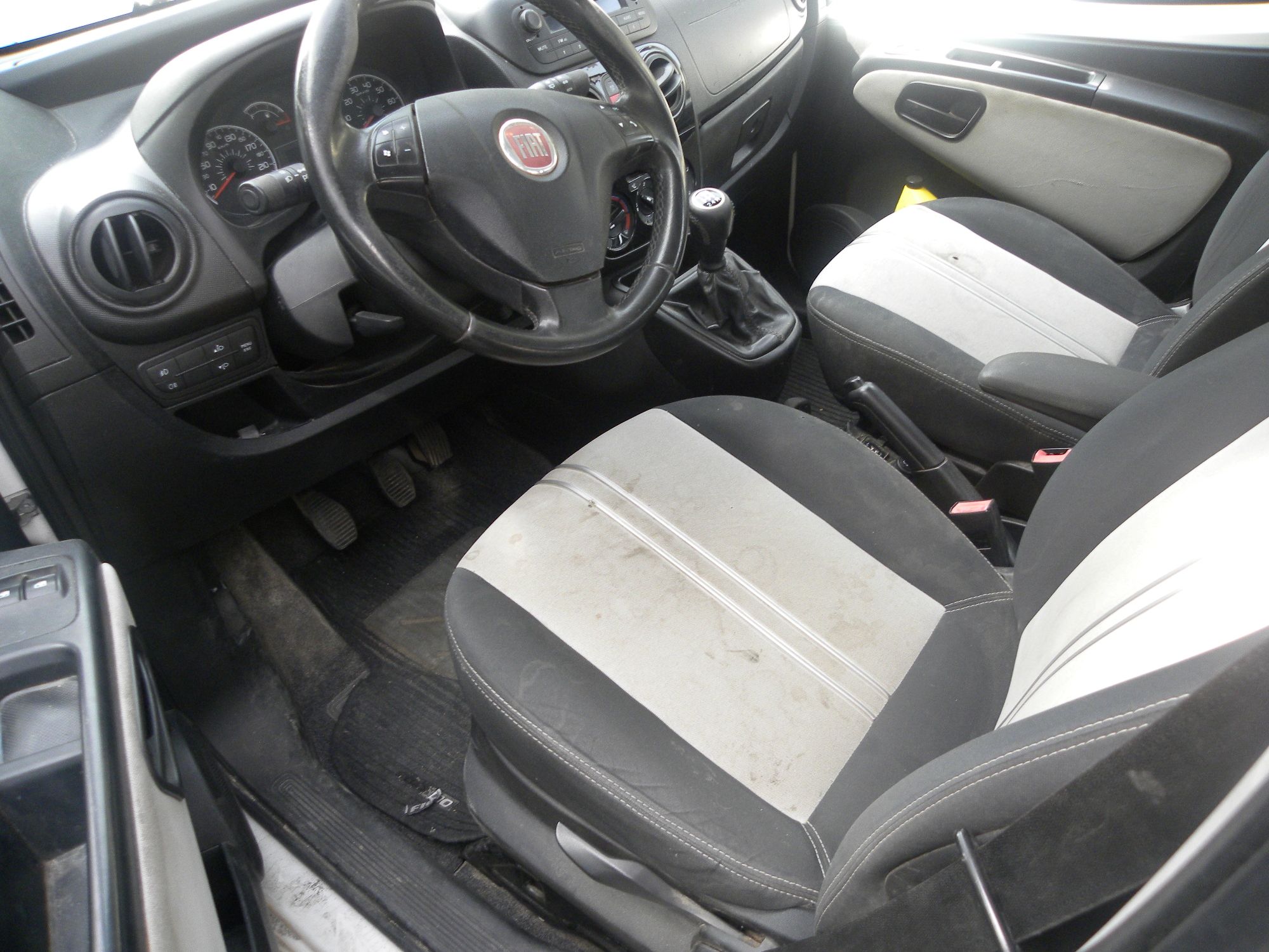 Fiat Fiorino Qubo - zdjęcie 5