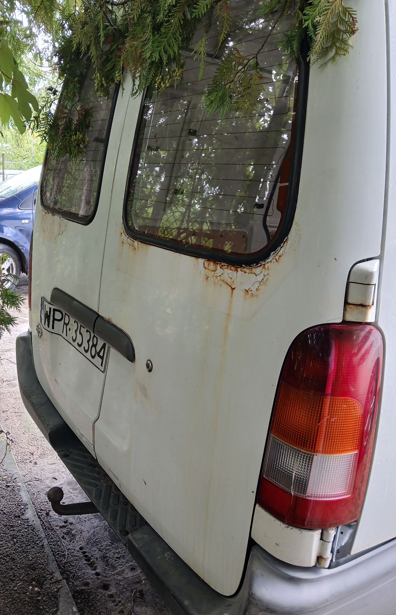Nissan Vanette 2001 - zdjęcie przedmiotu