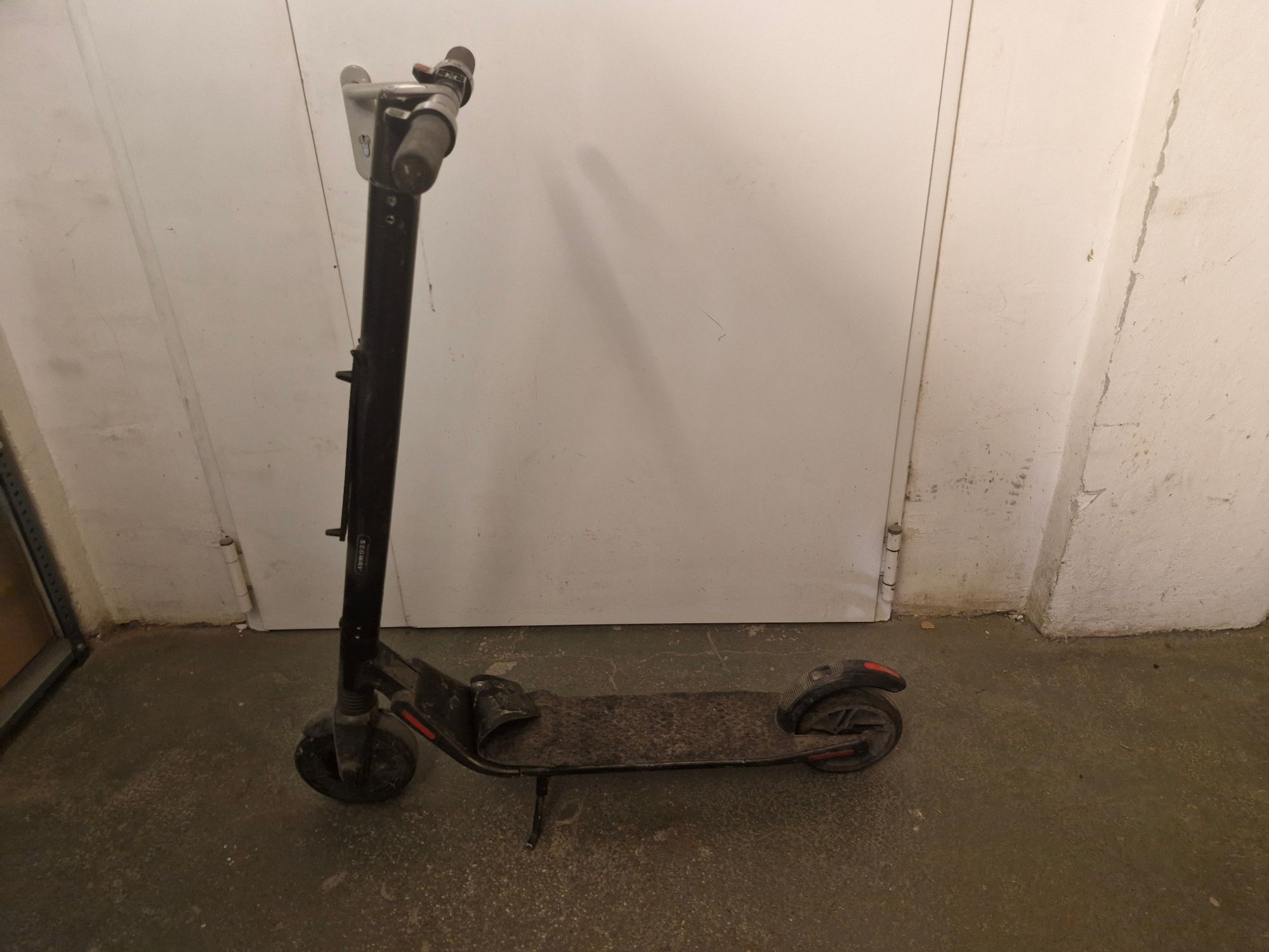 Hulajnoga elektryczna Segway Ninebot - zdjęcie 3