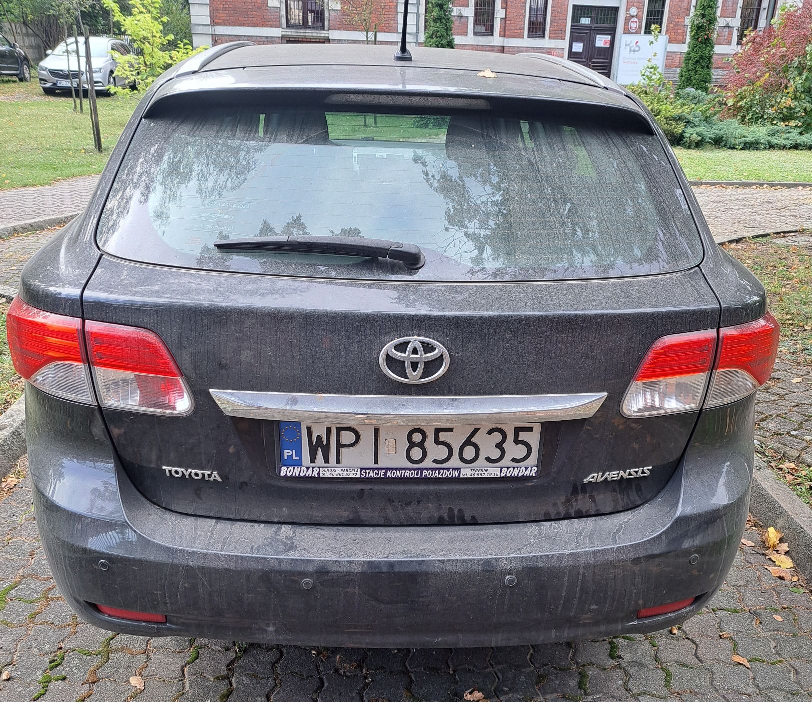 Toyota Avensis - zdjęcie 4