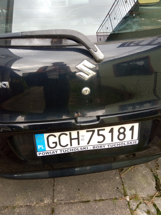 Suzuki Alto tył wgniecenie