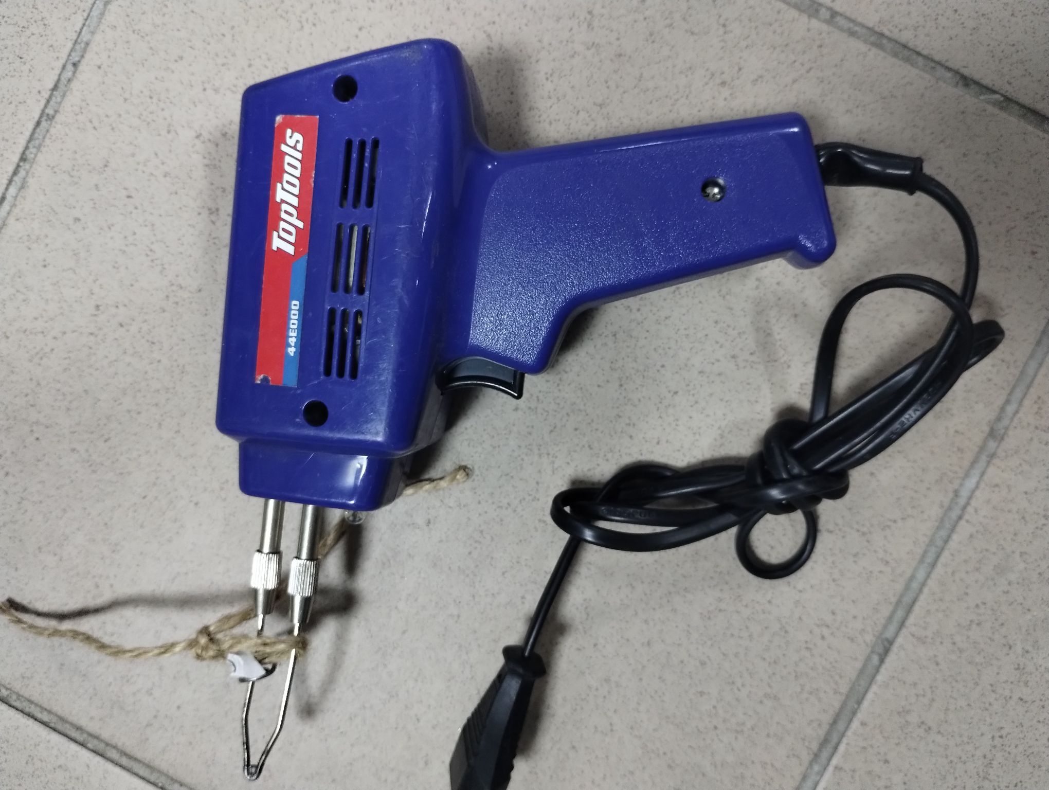 lutownica firmy Toptools, kolor niebieski