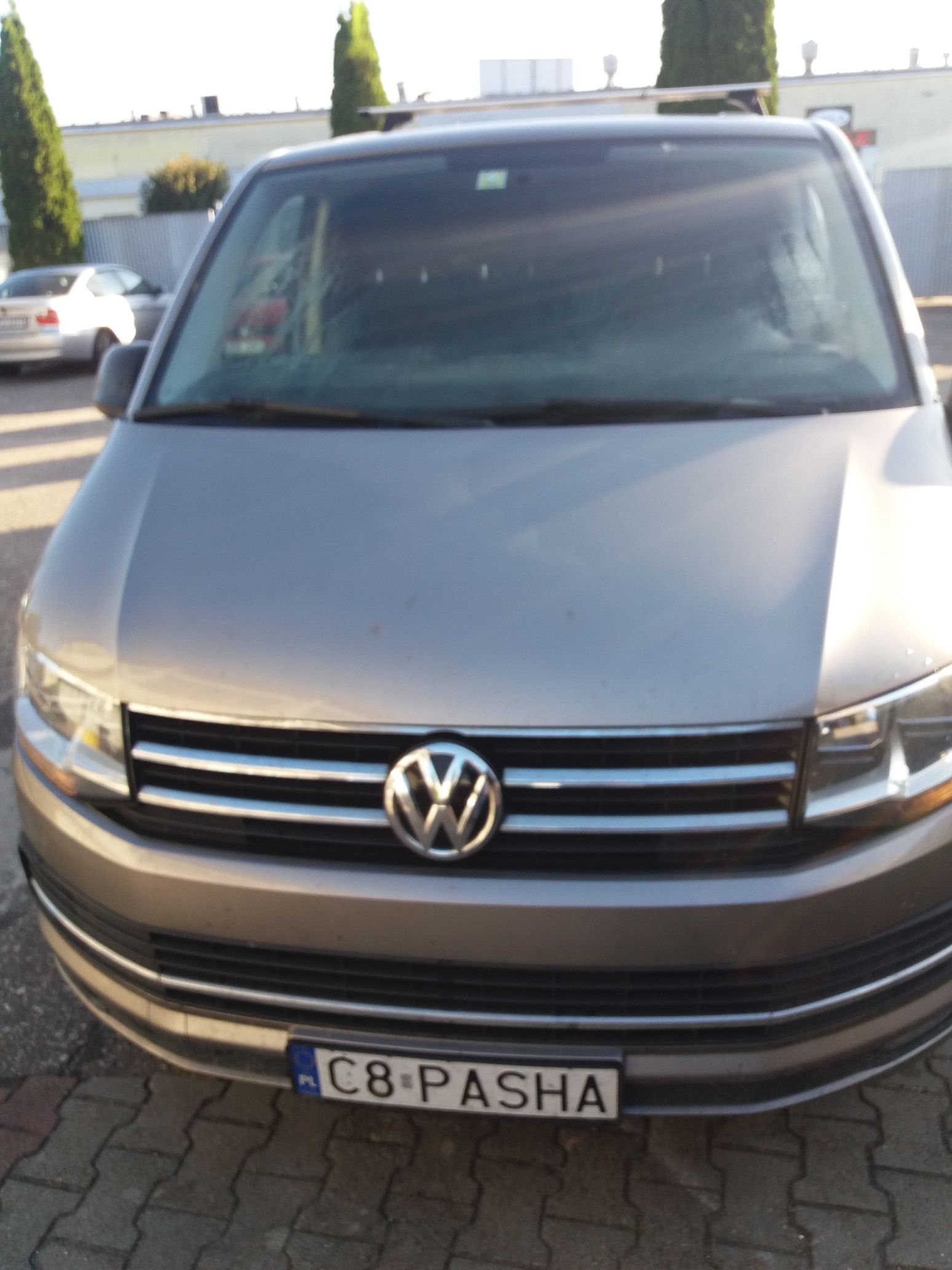 Volkswagen Transporter widok przód