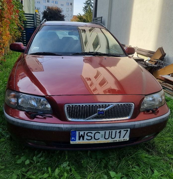 Volvo V70 - zdjęcie 1