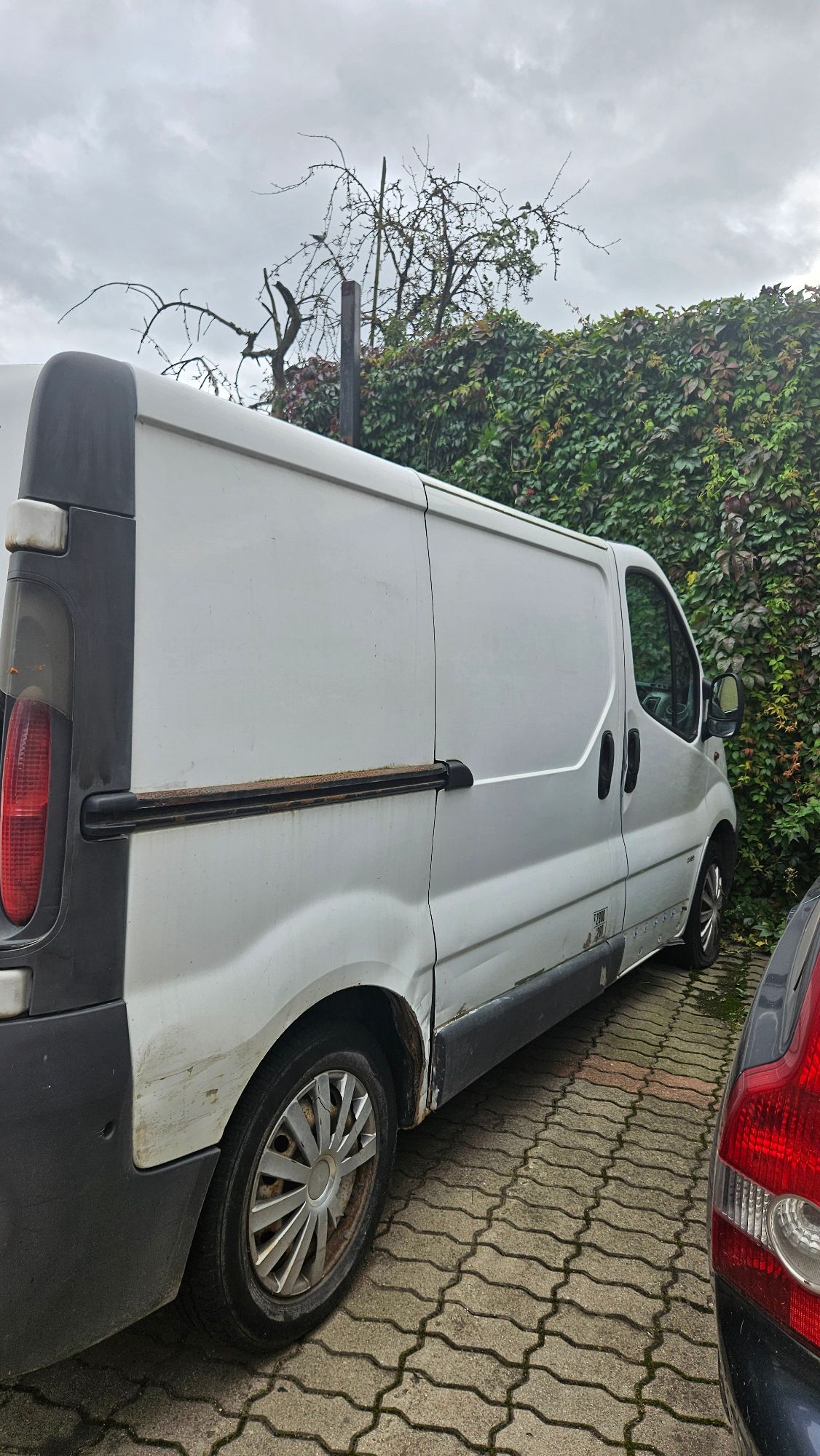 Opel Vivaro - zdjęcie 2