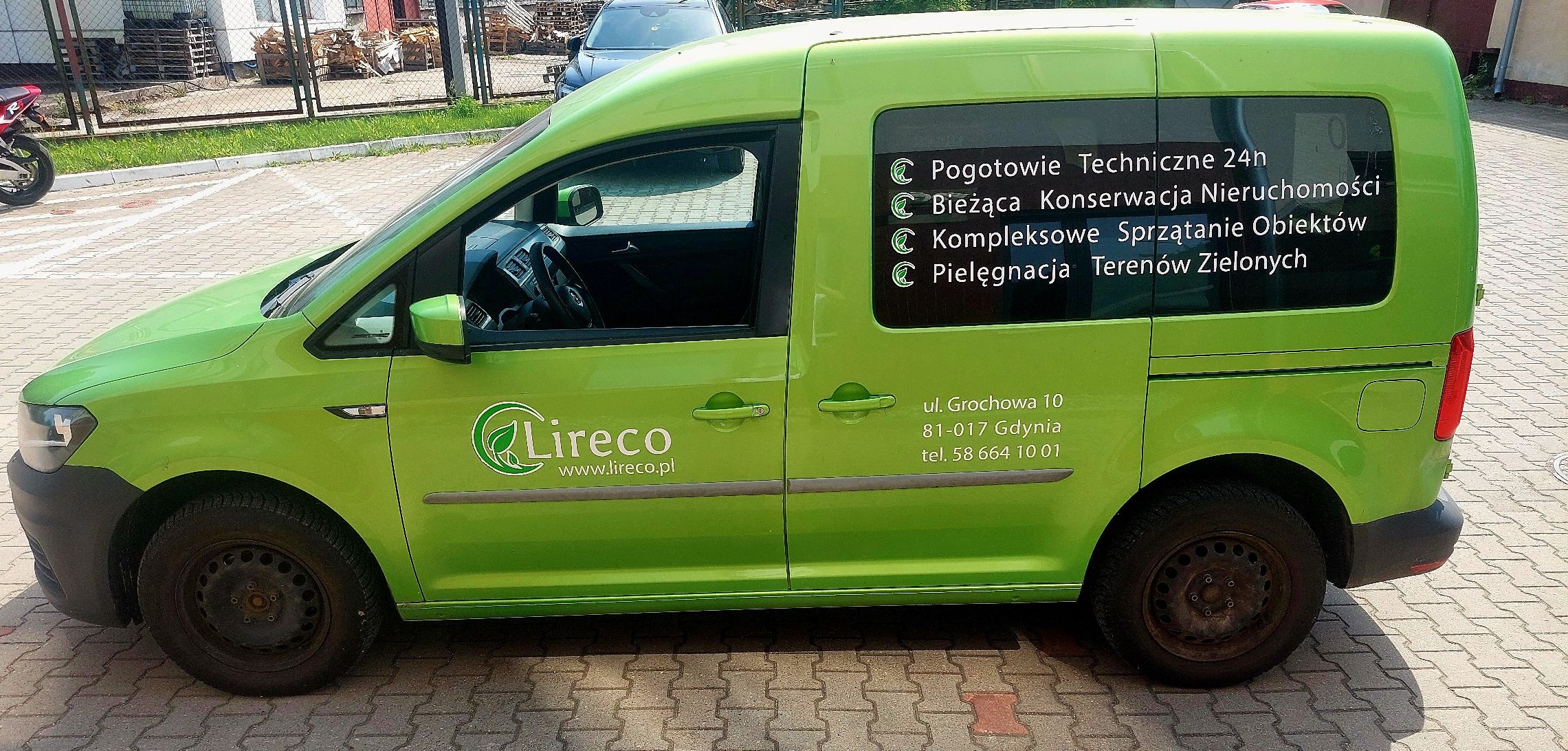 Volkswagen Caddy - lewa strona pojazdu