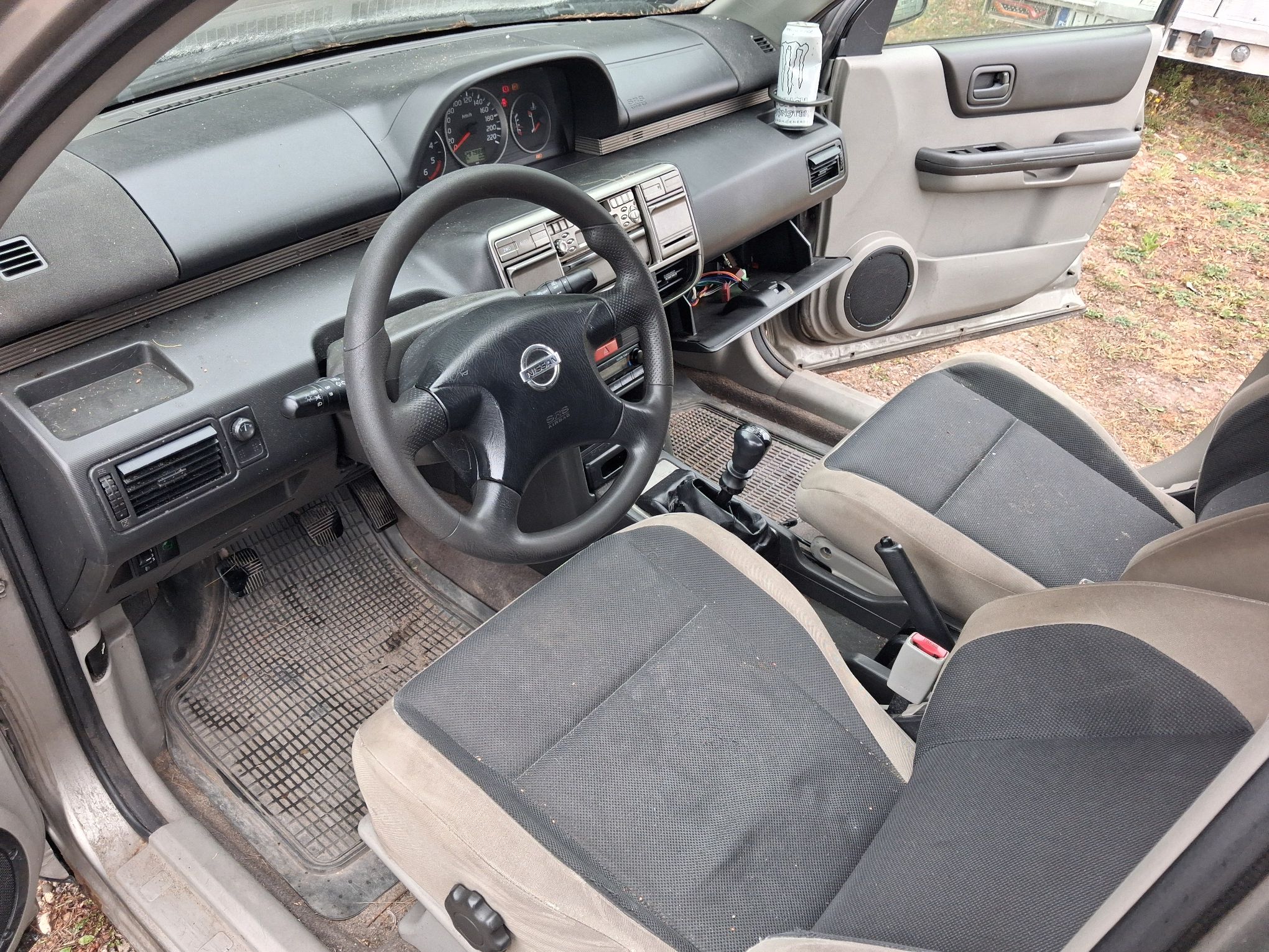 Nissan X-Trail 2002 - zdjęcie 5