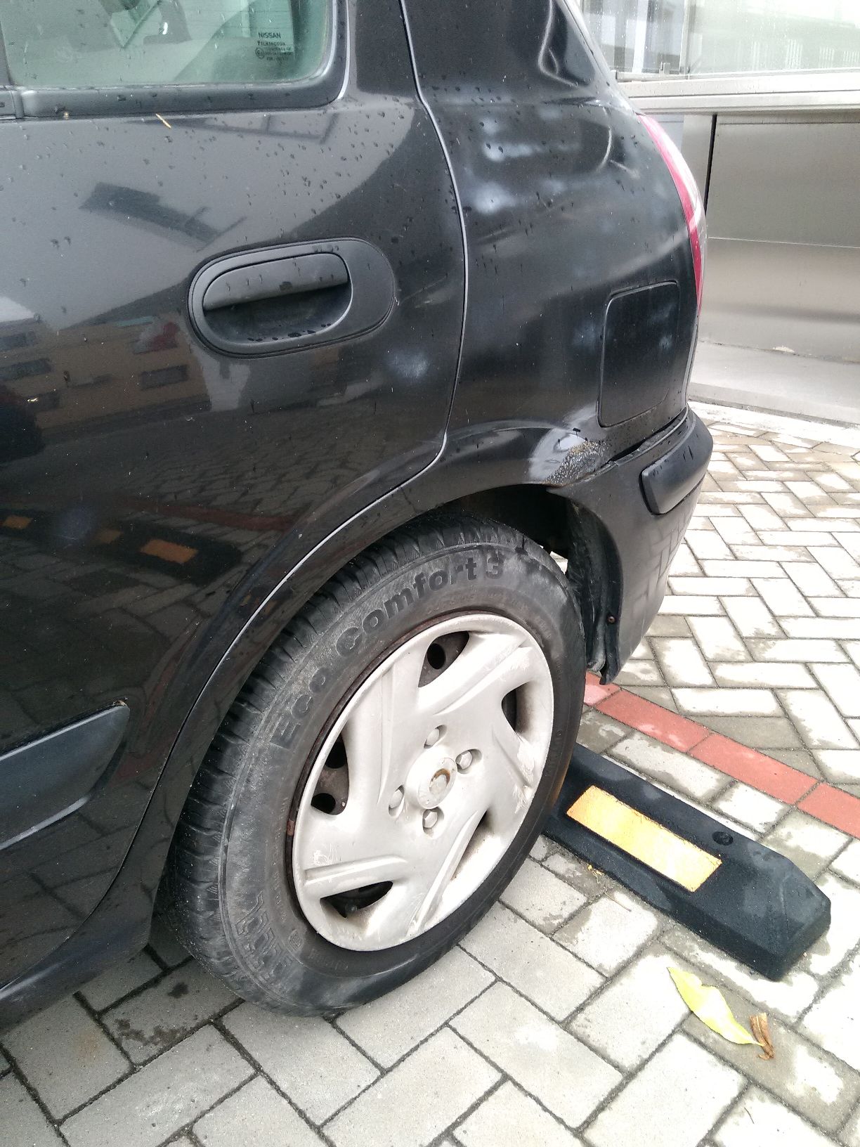 Nissan Almera 2002 - zdjęcie 5