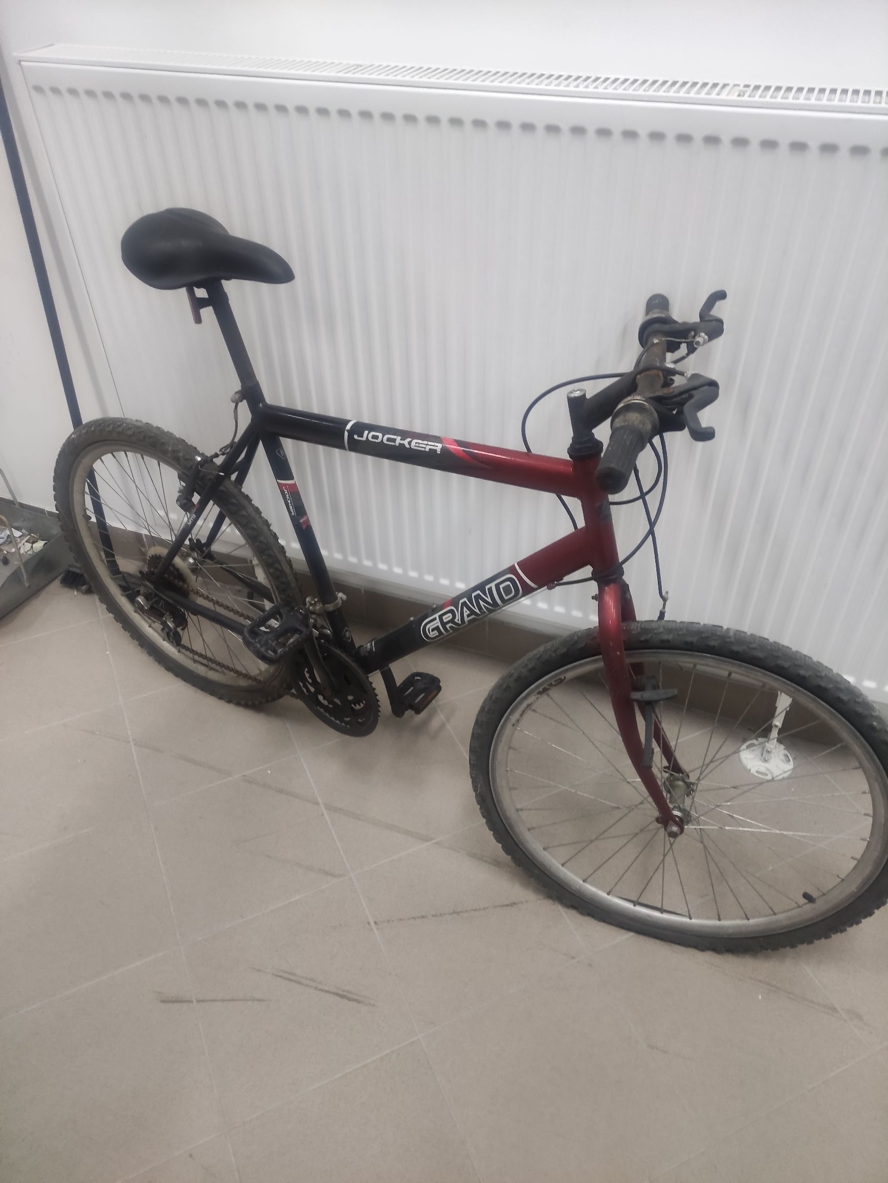 Rower górski (MTB) marki Grand.