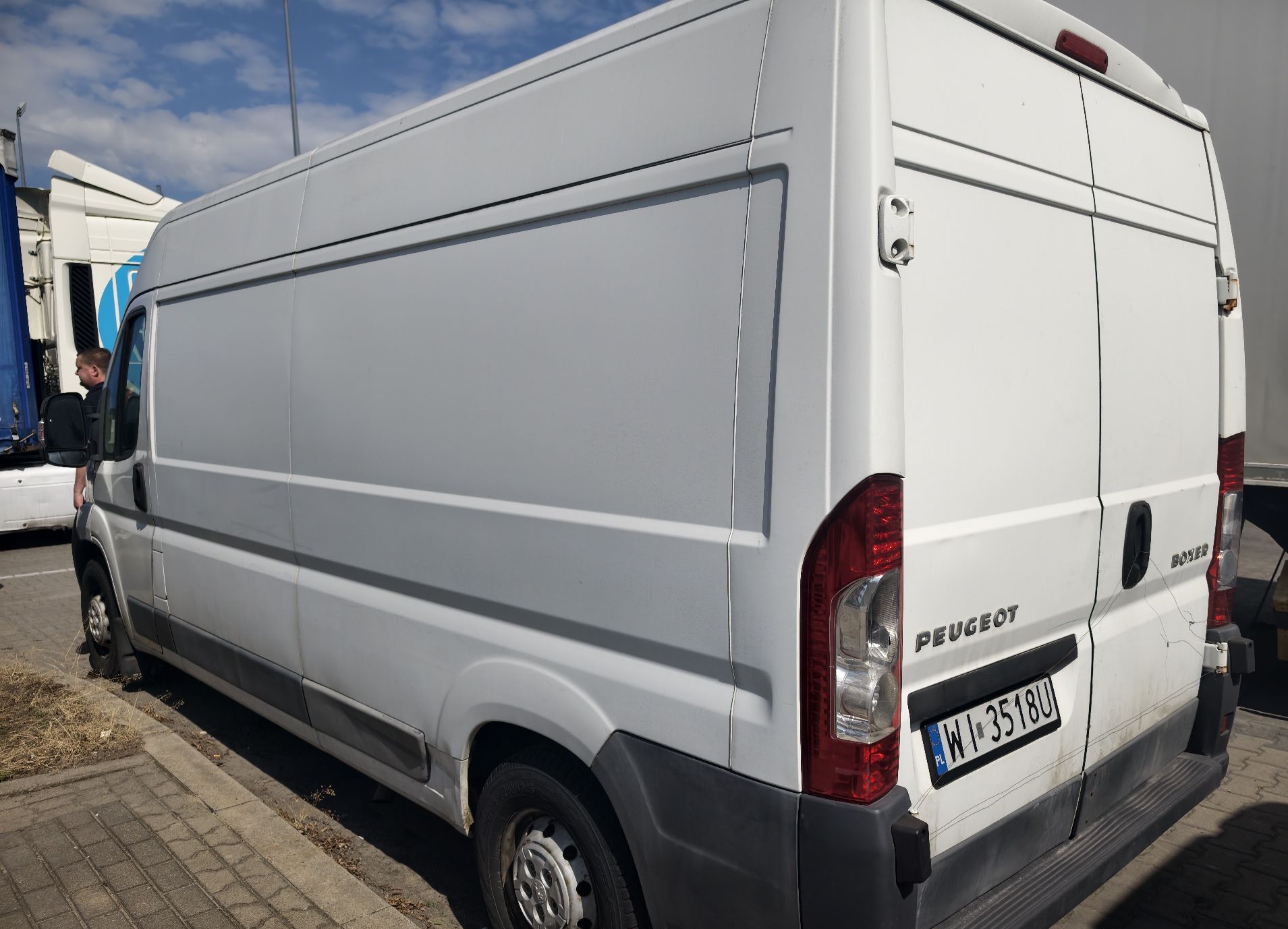 Peugeot Boxer - zdjęcie przedmiotu licytacji