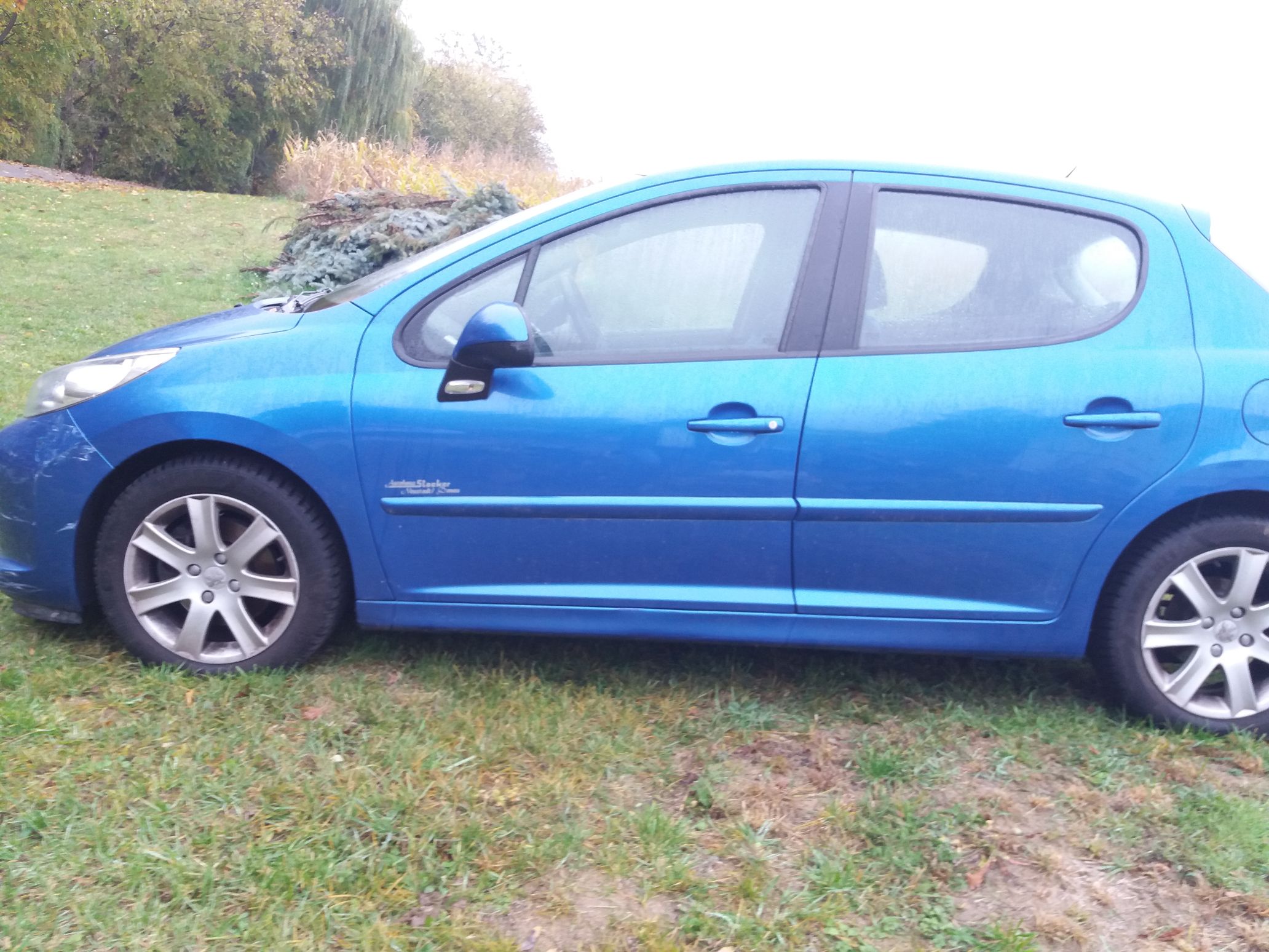 lewy bok Peugeot 2007