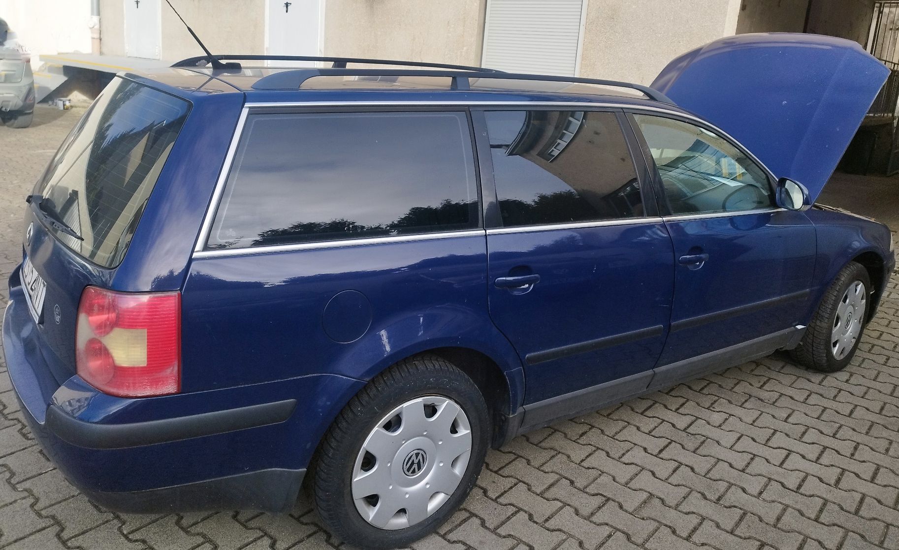 Volkswagen Passat 2005 - zdjęcie 7