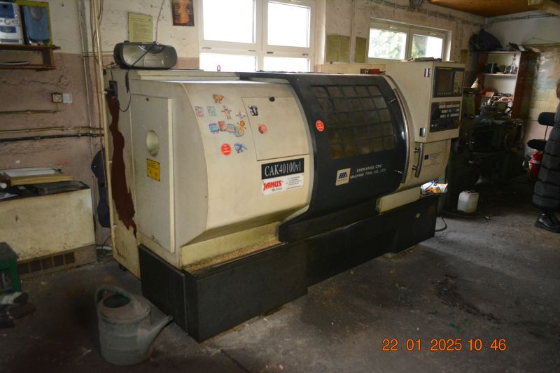 Tokarka CAK 4010V1 CNC - widok ogólny