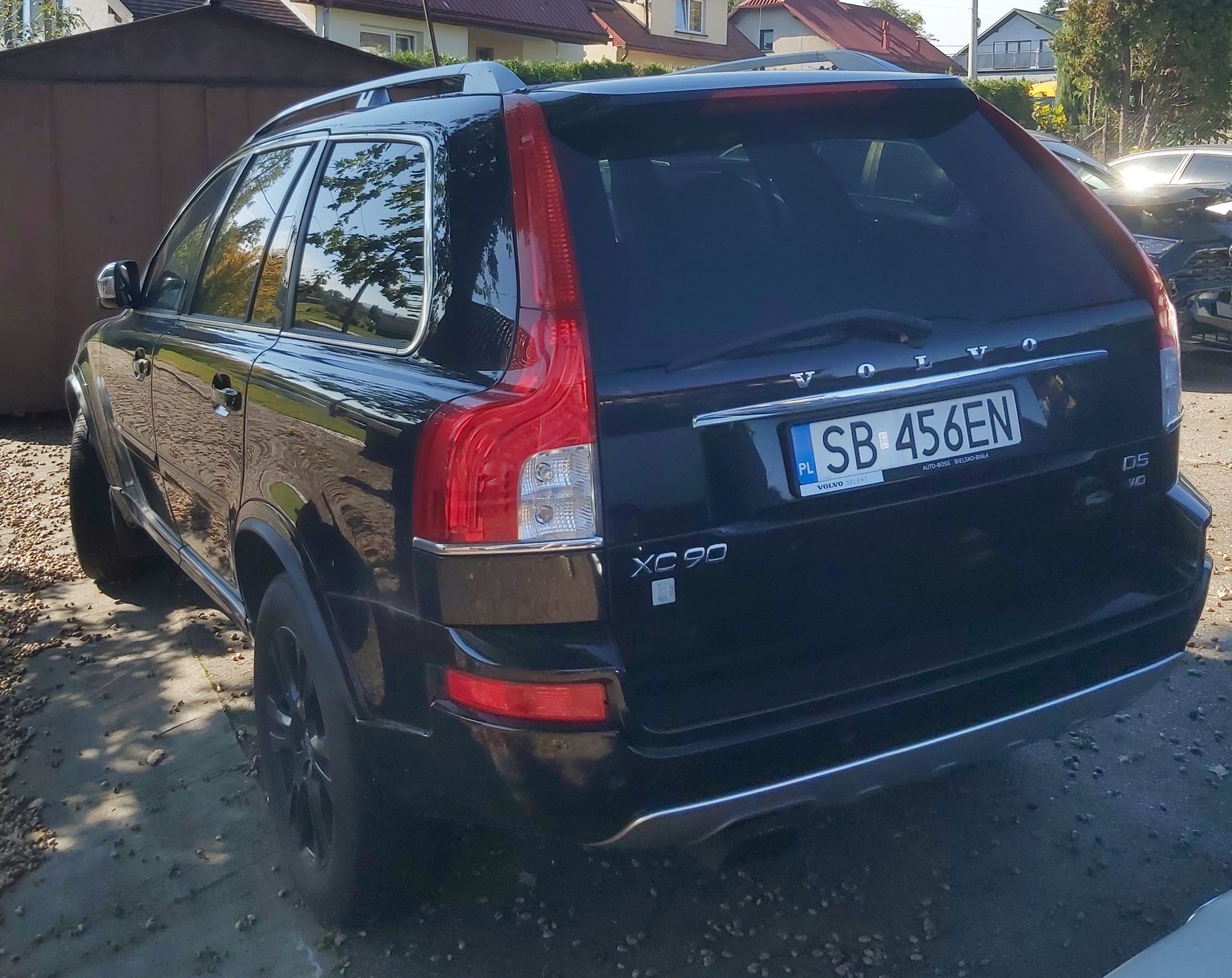 tył samochodu  volvo 