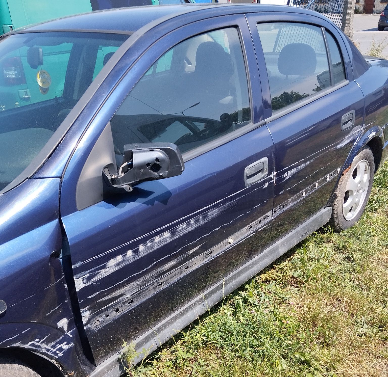 Opel Astra - zdjęcie 8