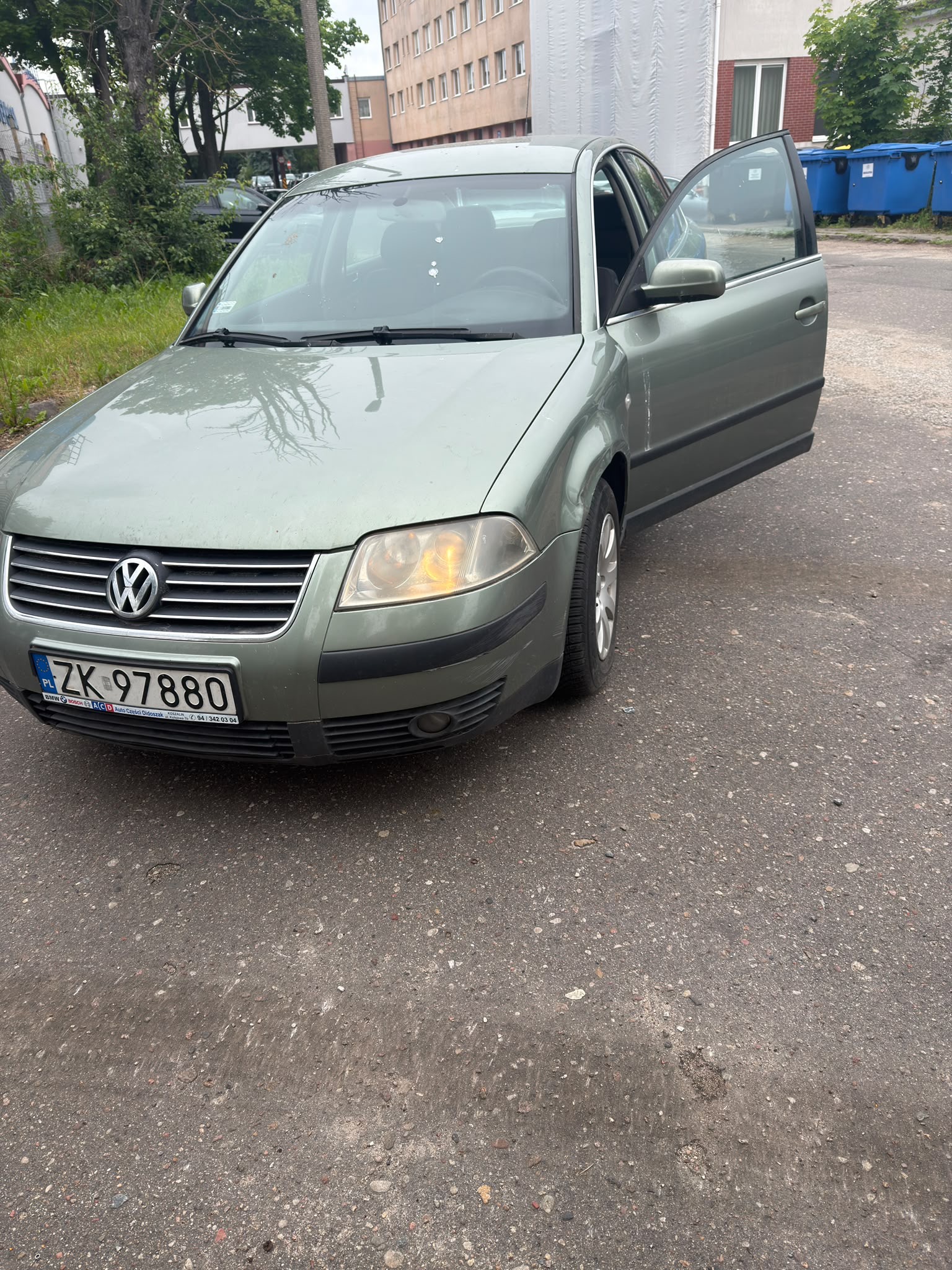 Volkswagen Passat 2003 - zdjęcie 1