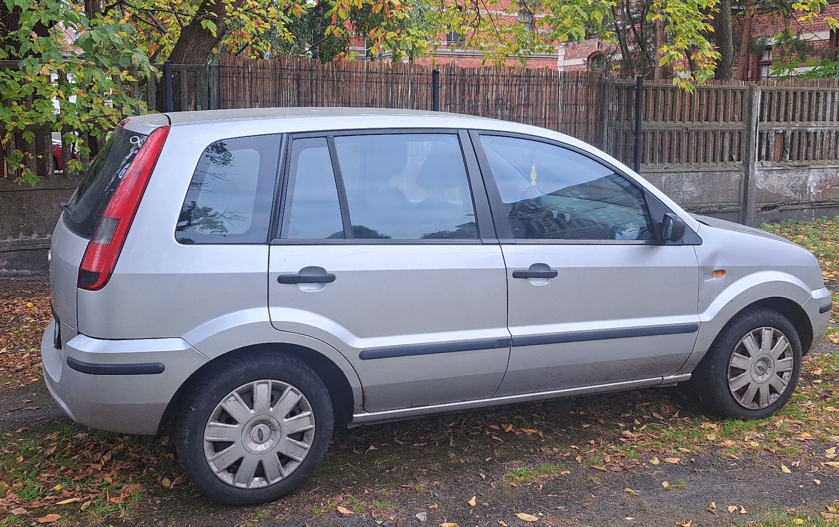 Ford Fusion - zdjęcie 7