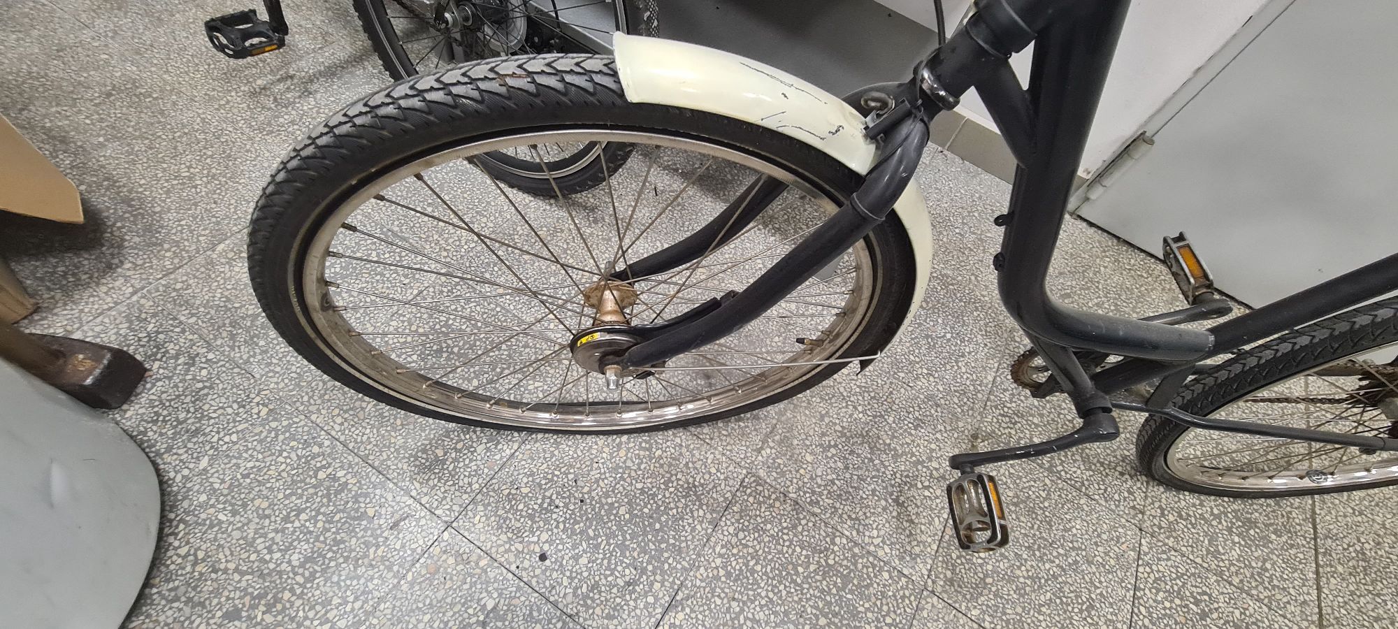 Zdjęcie przedmiotu. Szczegółowe dane dostępne w opisie.