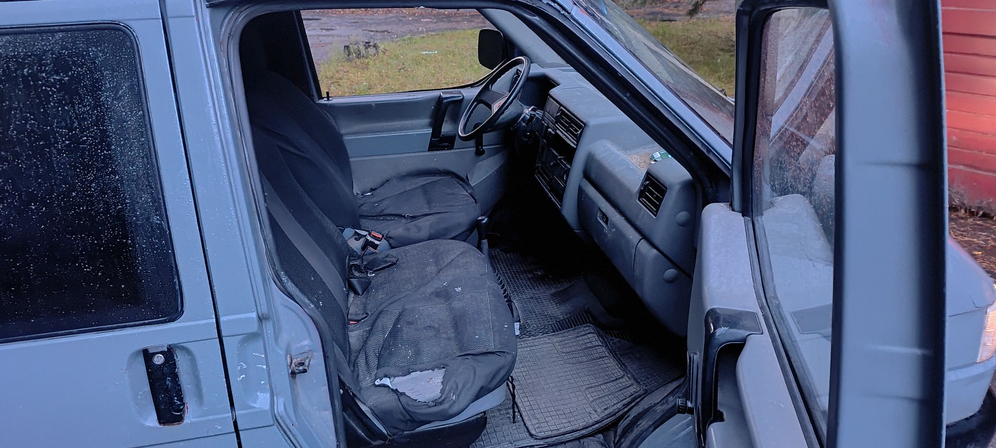 Volkswagen Transporter - zdjęcie 2