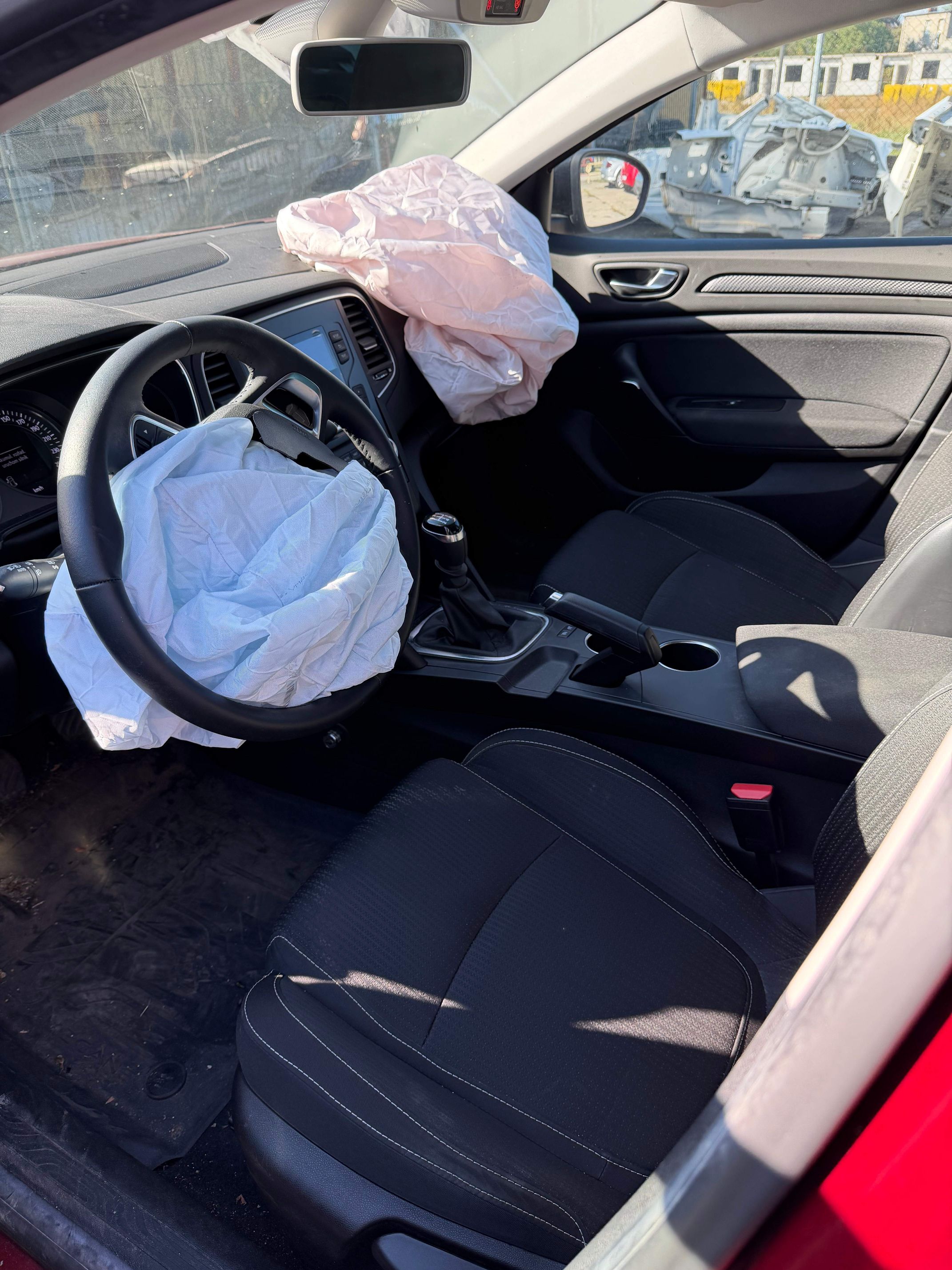Renault Megane - zdjęcie 2