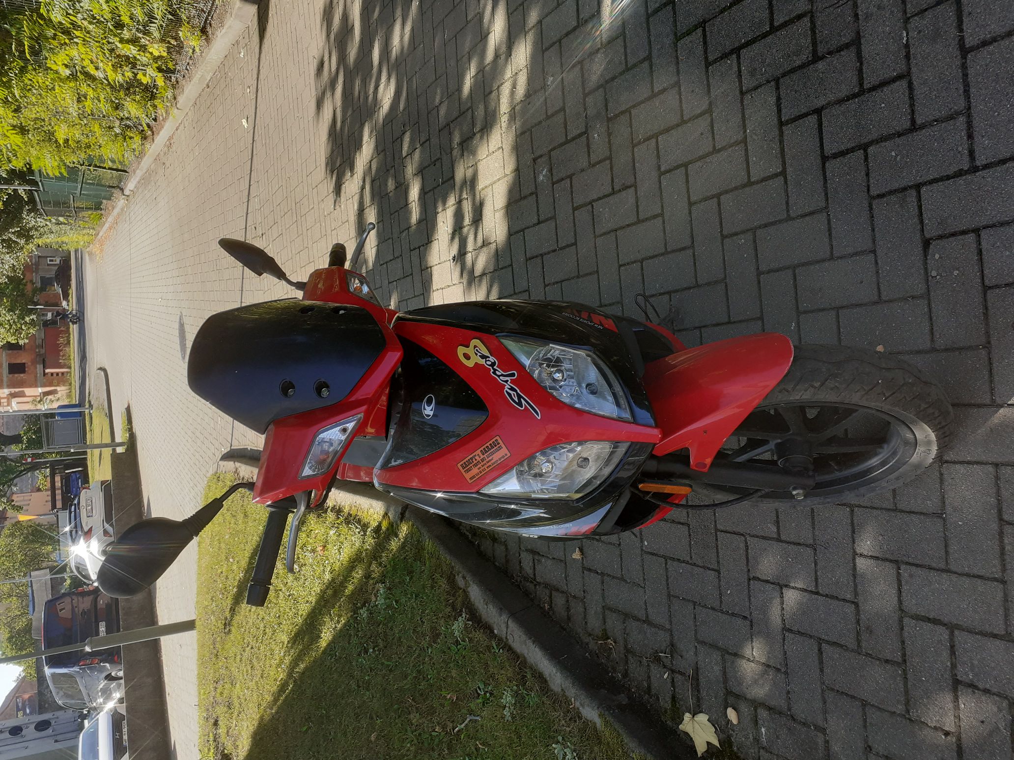widok motoroweru przód