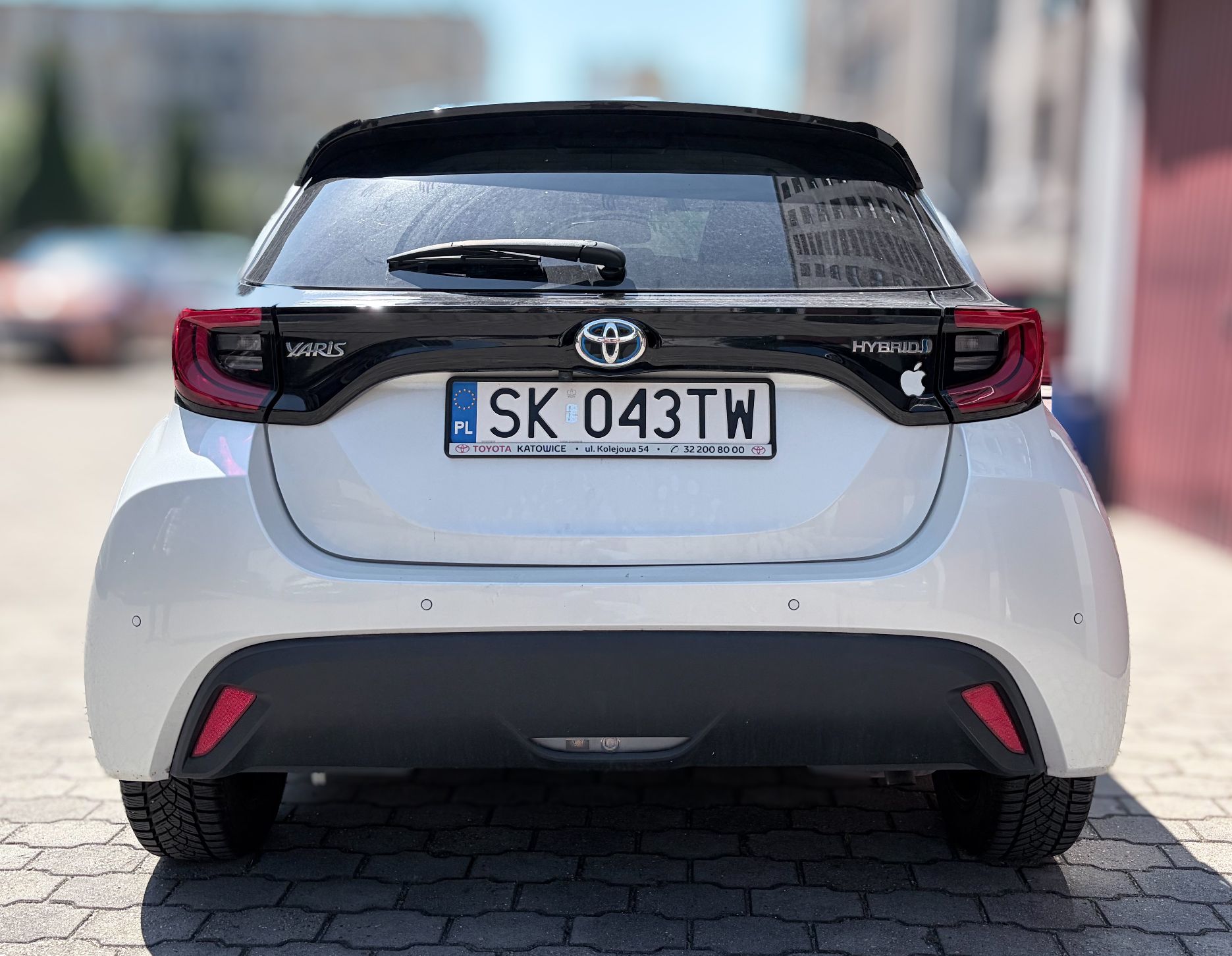 Toyota Yaris Hybrid - zdjęcie 4