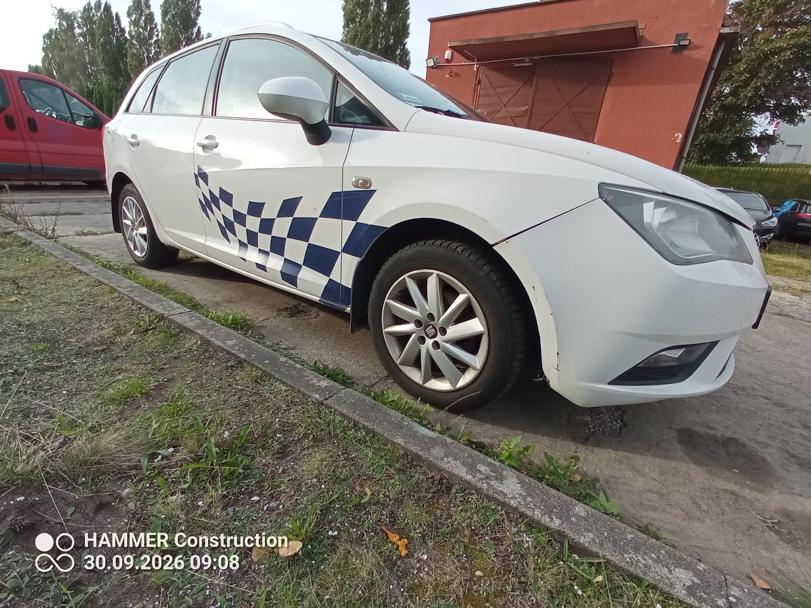 Seat Ibiza - prawa strona 1