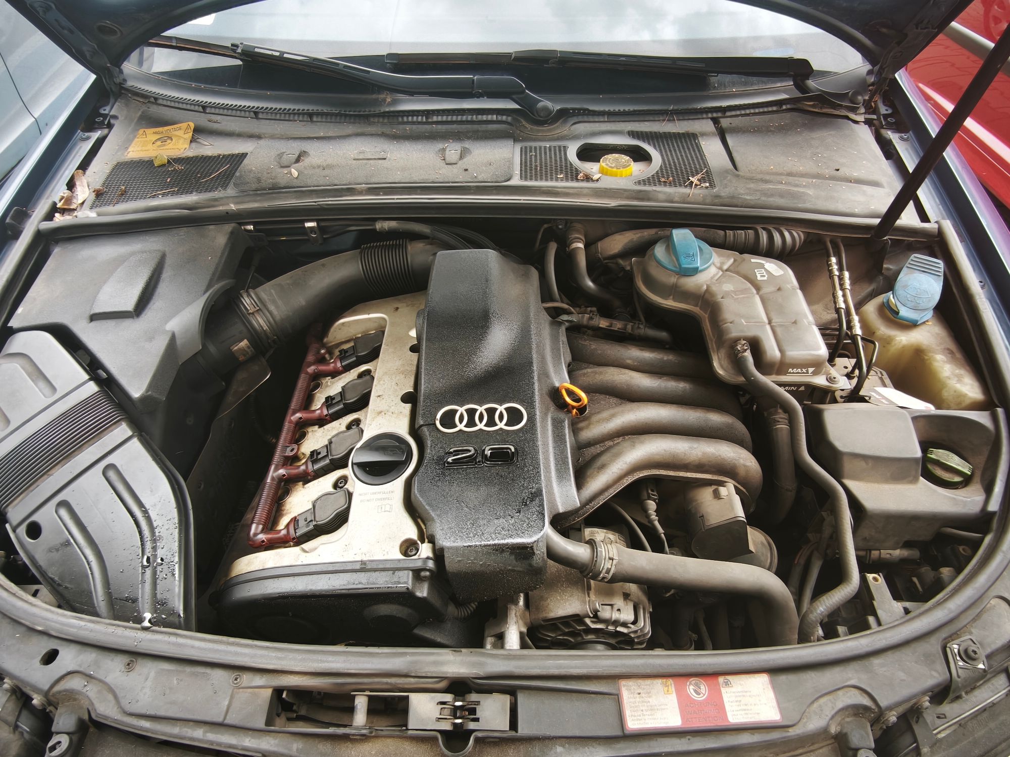 Audi A4 sedan - widok przodu