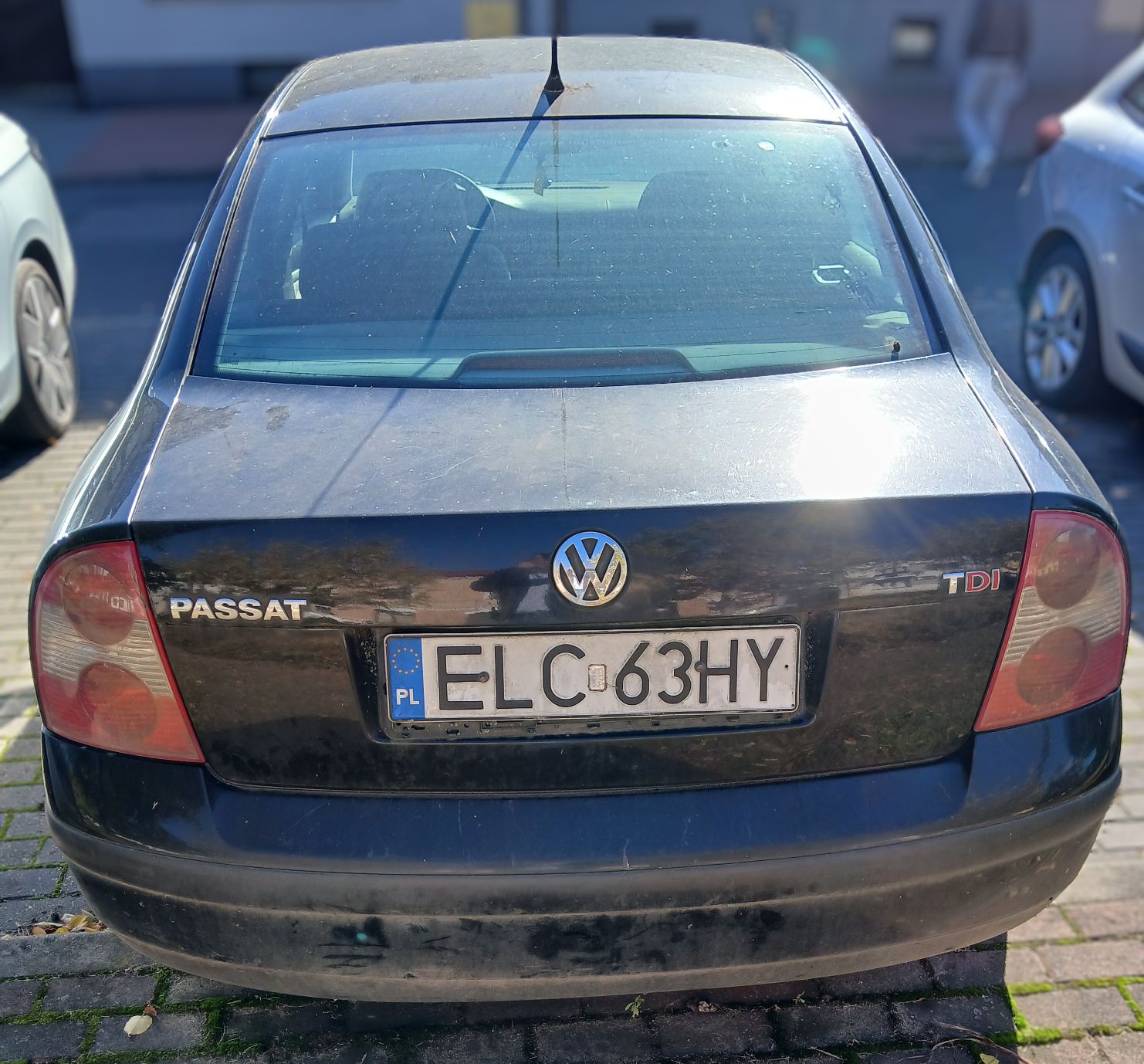 Volkswagen Passat 2001 - zdjęcie 2