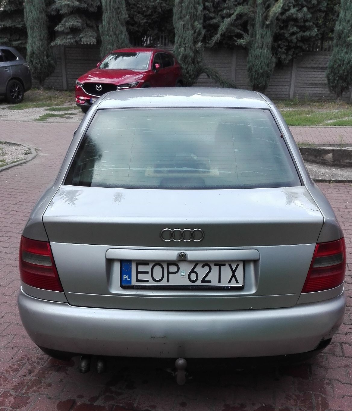 Tył pojazdu.