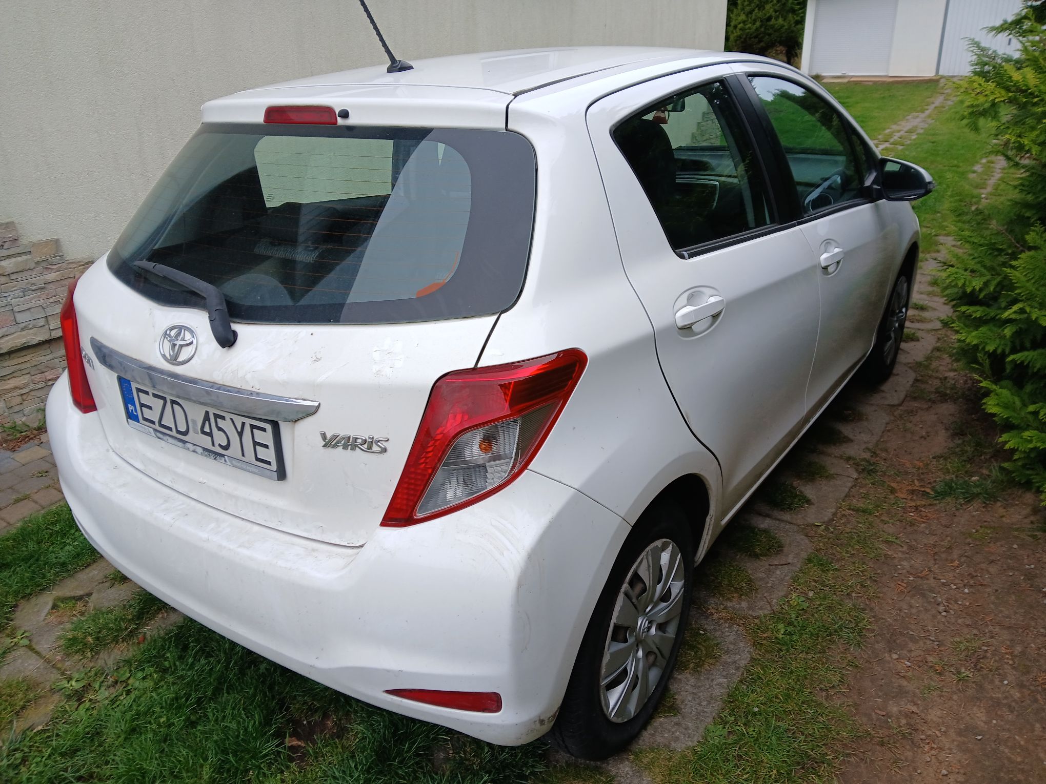 Toyota Yaris 2013 - zdjęcie 4